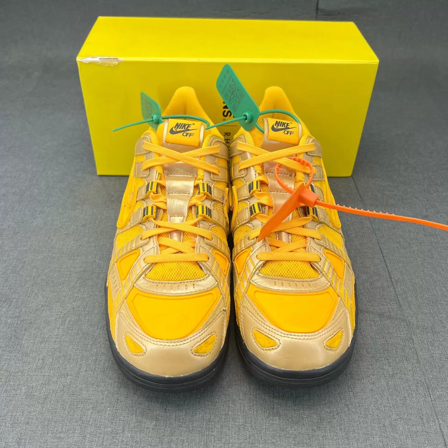 Nike OW Dunk Black Gold 45 99 New 1-2 Worn Size US 12 / EU 45 - 6 Thumbnail