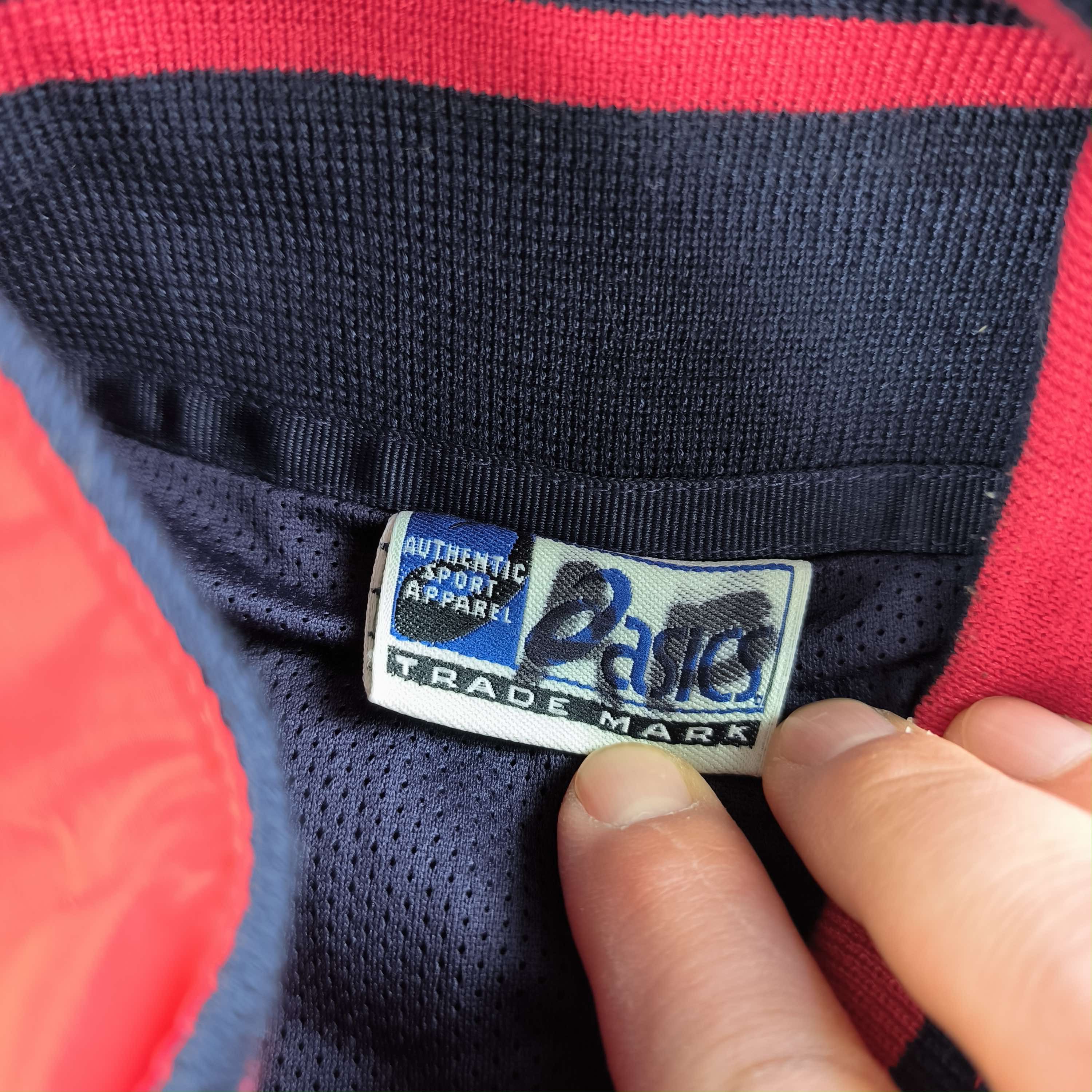 Asics Cagliari 2005-07 Asics football track top size M Size US M / EU 48-50 / 2 - 6 Thumbnail