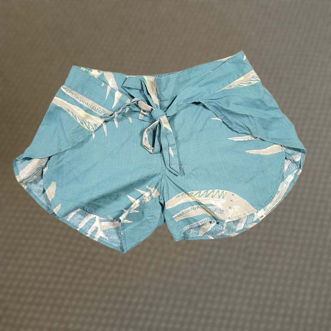 Patagonia Patagonia Shorts Women’s XS Blue Island Hemp Blend Tie Waist Tropical Palm Leaf Aloha Classic Size 26" / US 2 / IT 38 - 1 Thumbnail