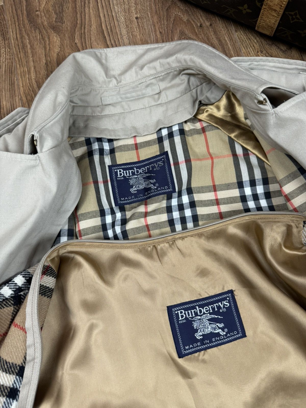 Burberry Vintage trench coat Burberry original luxury streetwear item Size XL / US 12-14 / IT 48-50 - 4 Thumbnail