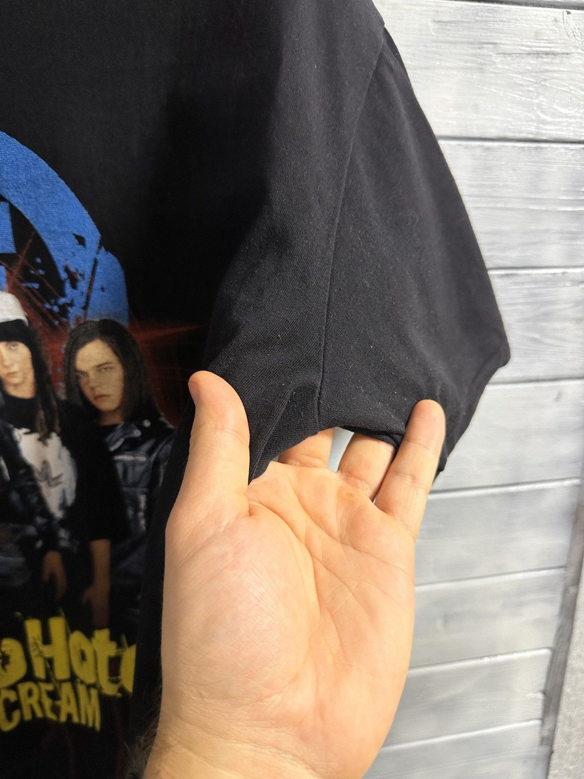 Band Tees Rare Vintage T-Shirt Tokio Hotel Scream Rock Japan Band Size US M / EU 48-50 / 2 - 6 Thumbnail