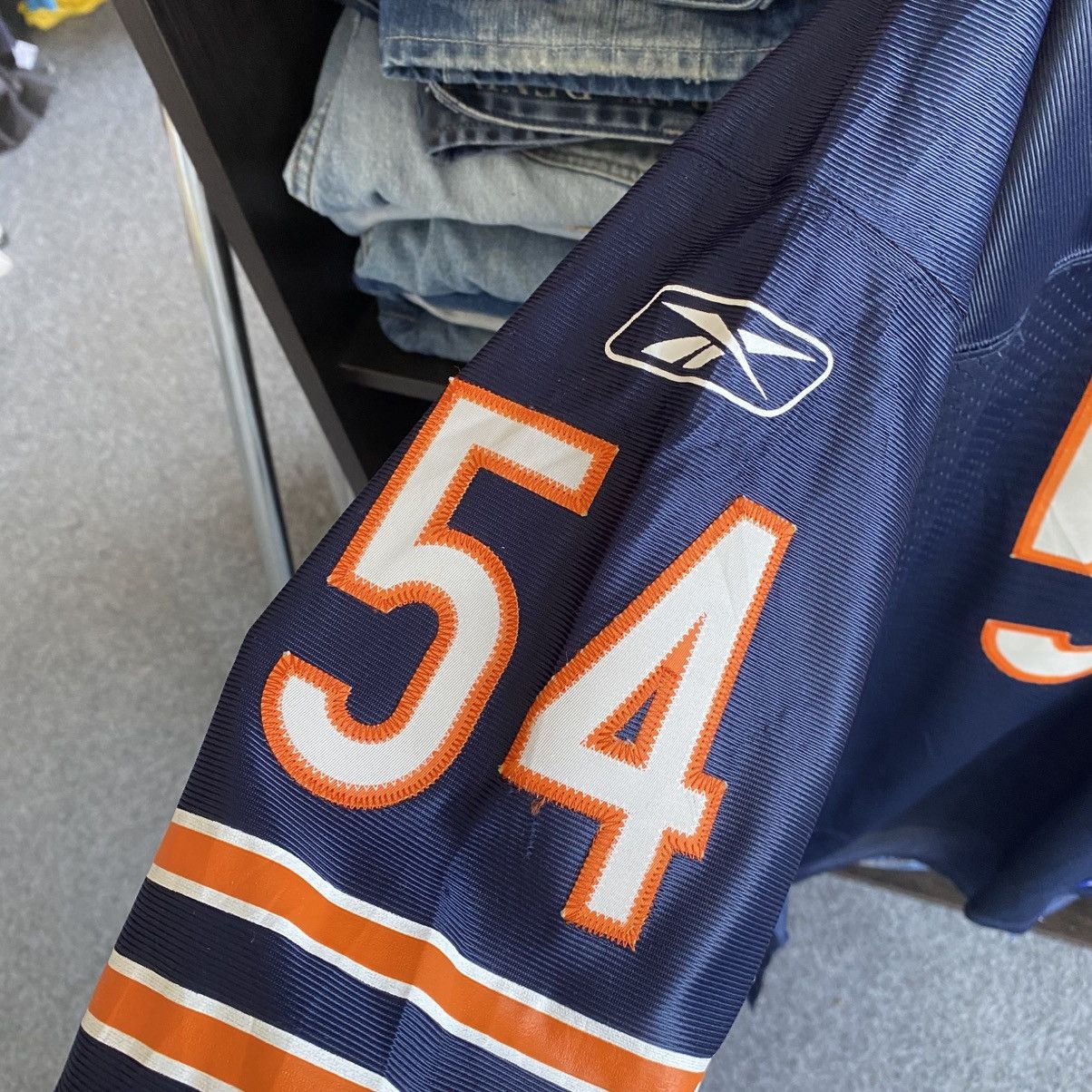NFL Vintage NFL Chicago Bears Brian Urlacher 00’s jersey Size US L / EU 52-54 / 3 - 6 Thumbnail