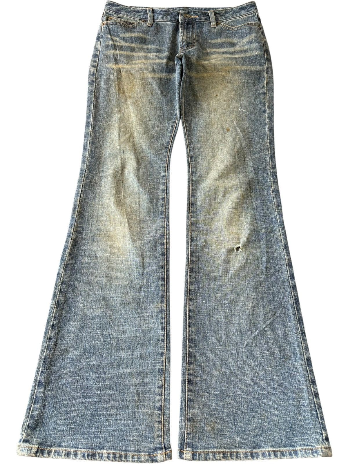 Uniqlo Vintage Uniqlo Mud Wash Distress Low Rise Flare Jeans Size 29" - 1 Thumbnail