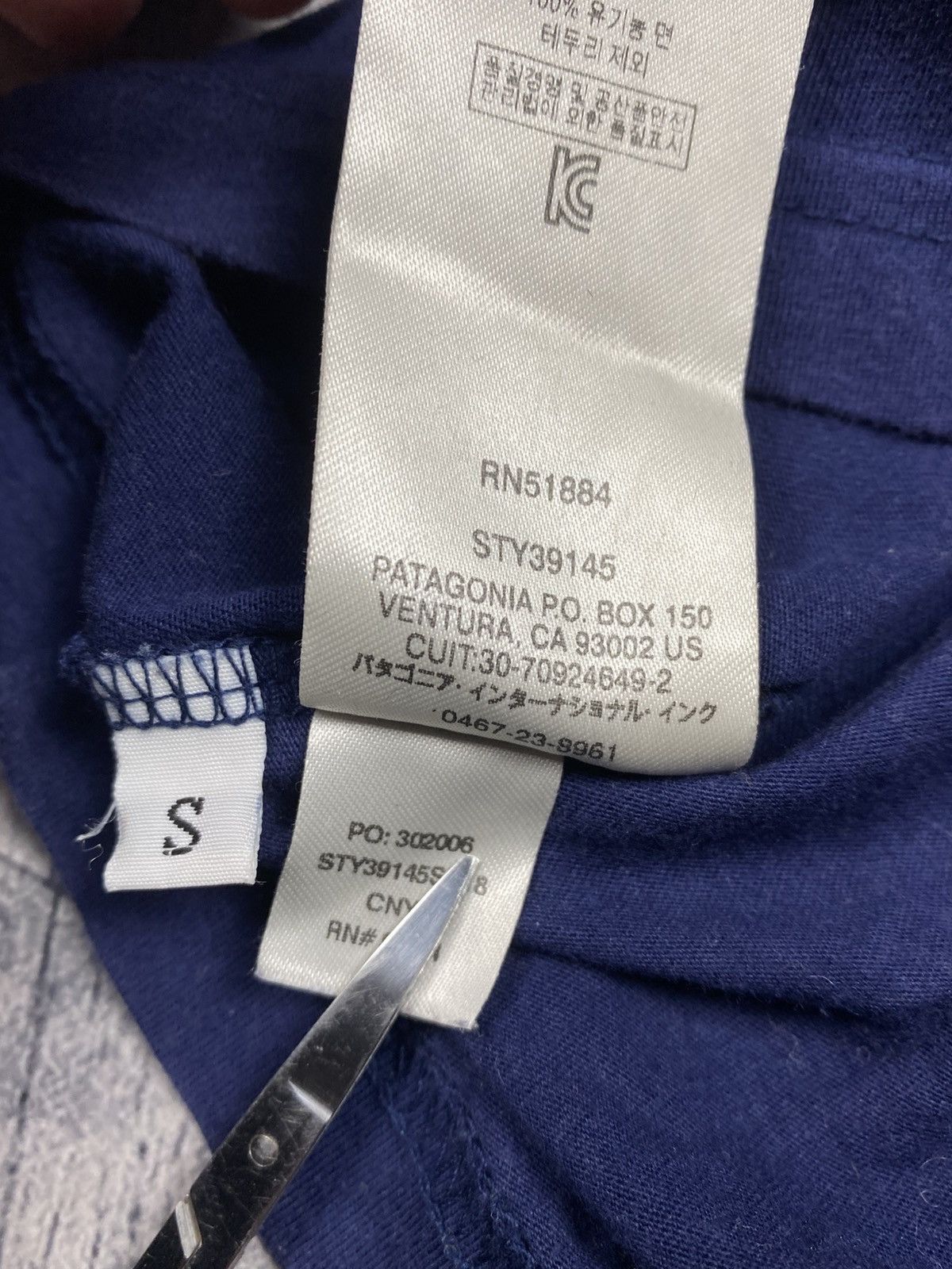 Patagonia Patagonia Organic Cotton Graphic T-Shirt Slim Fit Navy Small Size US S / EU 44-46 / 1 - 13 Thumbnail