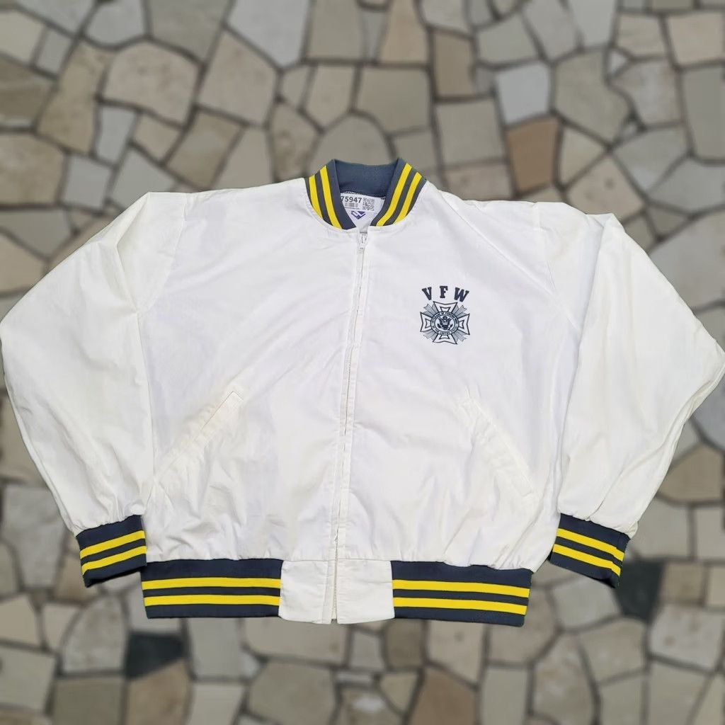 Endless VINTAGE 80s Military Ringer Bomber Jacket 2XL White Size US XXL / EU 58 / 5 - 1 Thumbnail