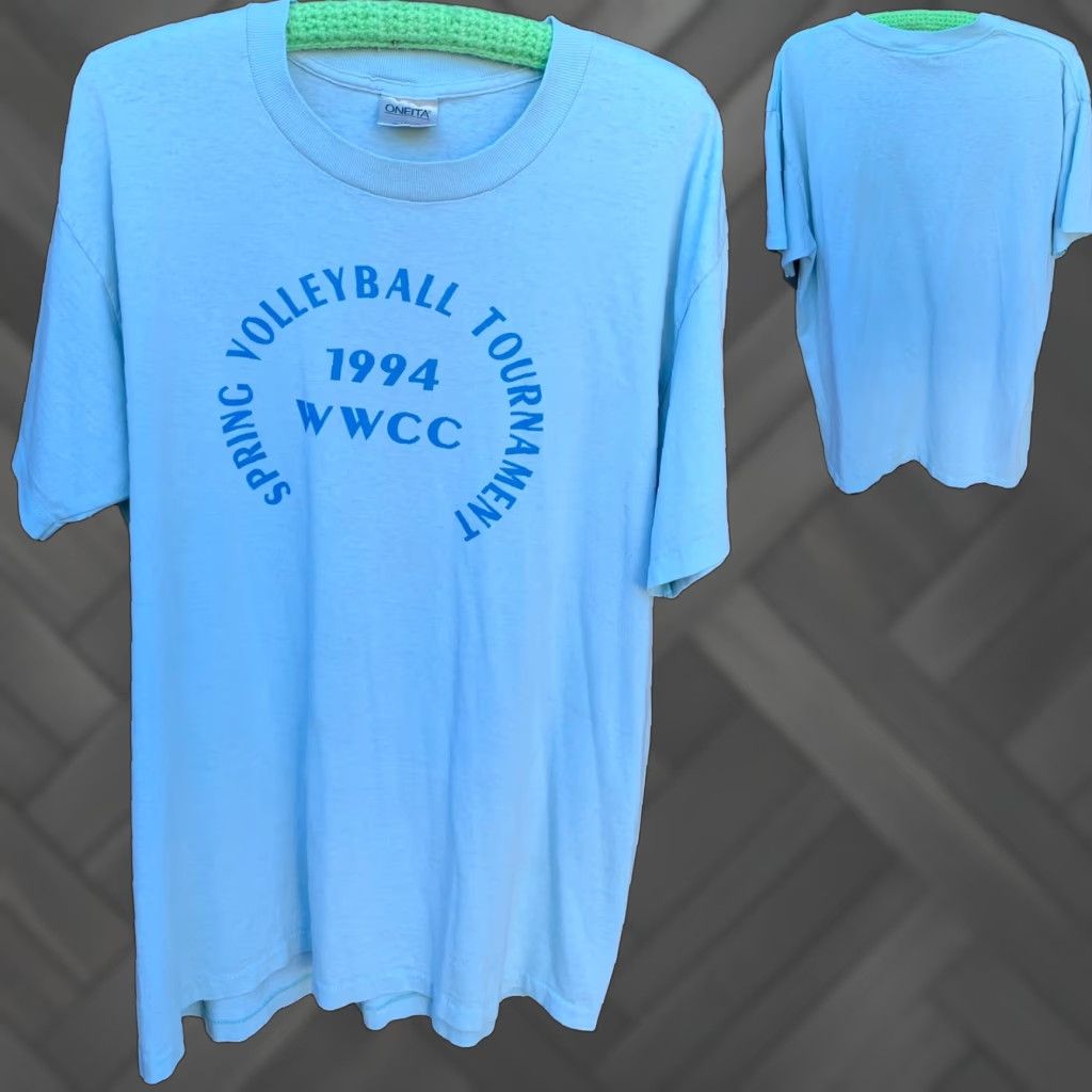 Vintage vintage 1994 WWCC Spring Volleyball Tournament t shirt single stitch XL blue Oneita Power/50 plus graphic print Men T-Shirt 90s Sports Size US XL / EU 56 / 4 - 1 Thumbnail