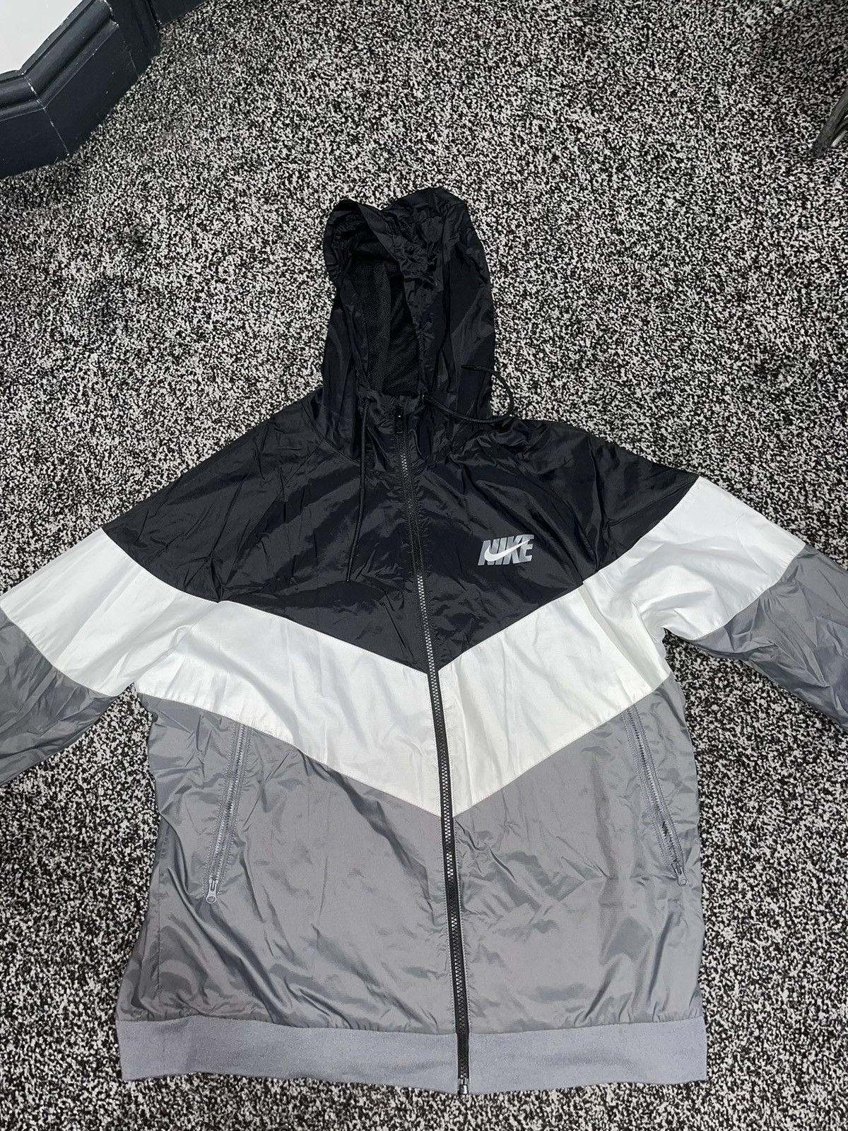 Nike gx windrunner jacket best sale