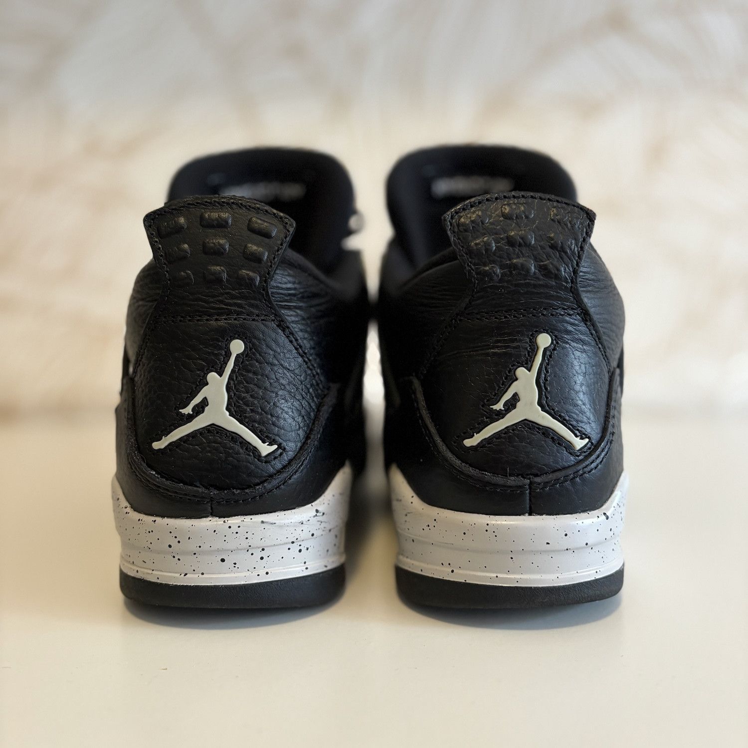 Jordan Brand Jordan 4 Retro Oreo Size US 9.5 / EU 42-43 - 3 Thumbnail