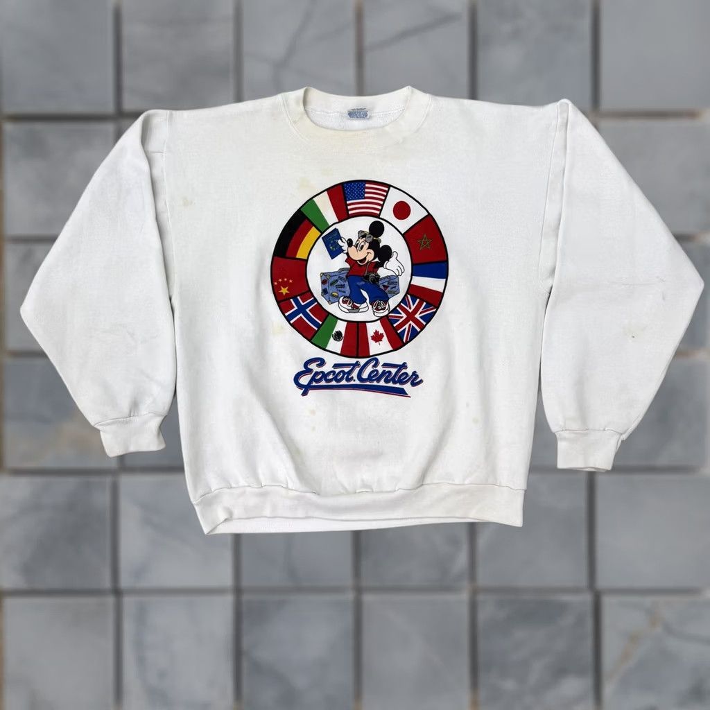 Disney VINTAGE Disney Mickey Mouse Epcot Center Sweatshirt Mens XL Flags Fleece USA Size US XL / EU 56 / 4 - 1 Thumbnail