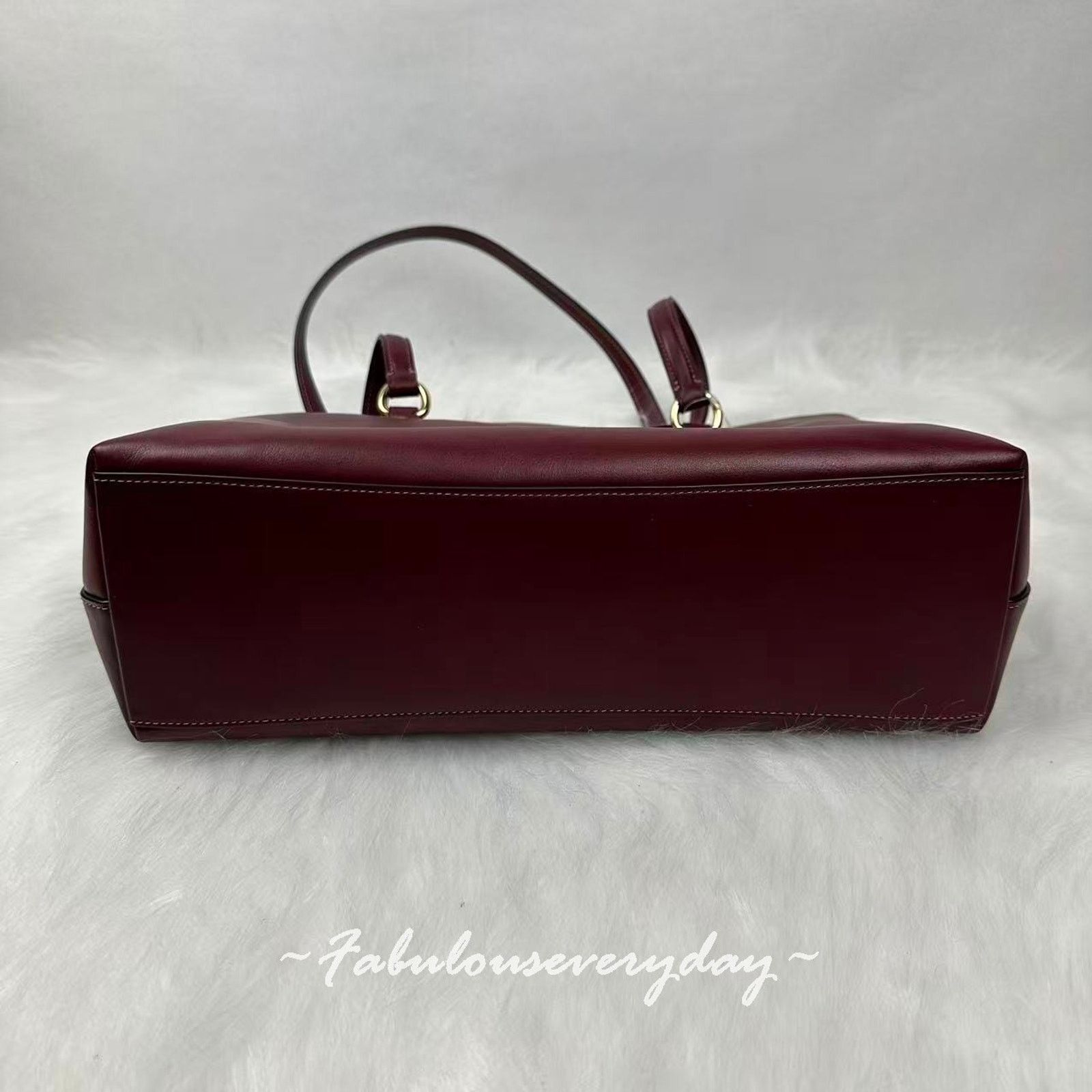 Coach Coach Station Tote Bag In Leather/Gold/Maroon CCF01 NWT Size ONE SIZE - 9 Thumbnail