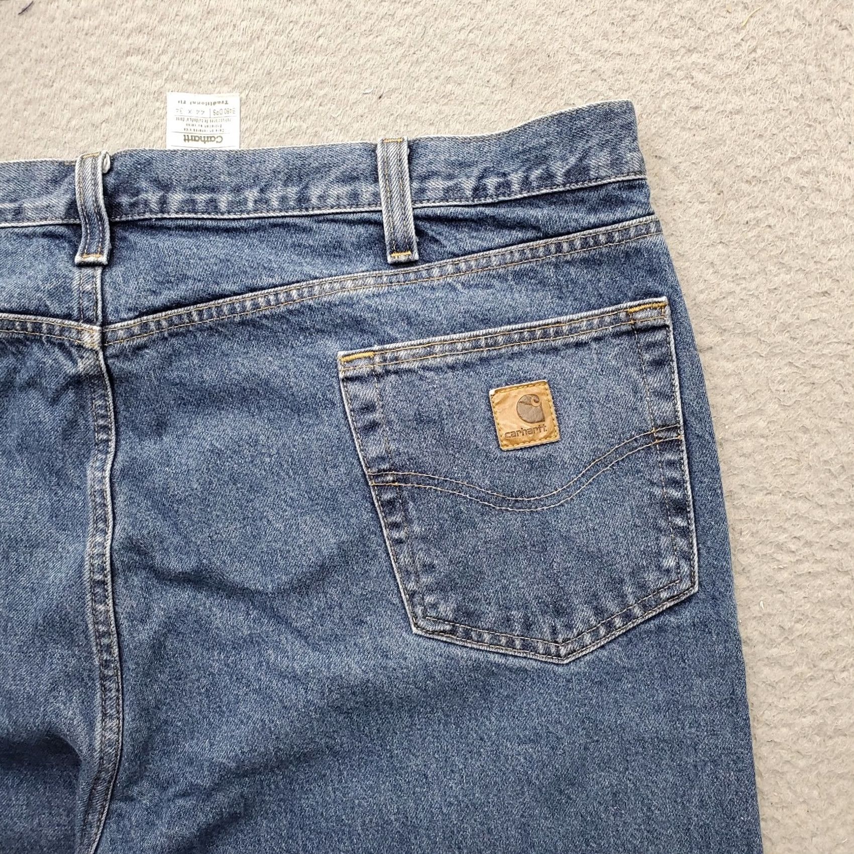 Carhartt Carhartt Men Jeans 44/34 Blue Denim Straight Leg 5-Pocket Relaxed Fit High Waist Denim Jeans Mens Size 44/34 Blue Size US 44 / EU 60 - 8 Thumbnail