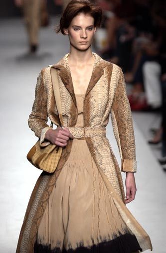Prada S/S 2004 RUNWAY REAL PYTHON SKIN LEATHER COAT Size M / US 6-8 / IT 42-44 - 1 Thumbnail