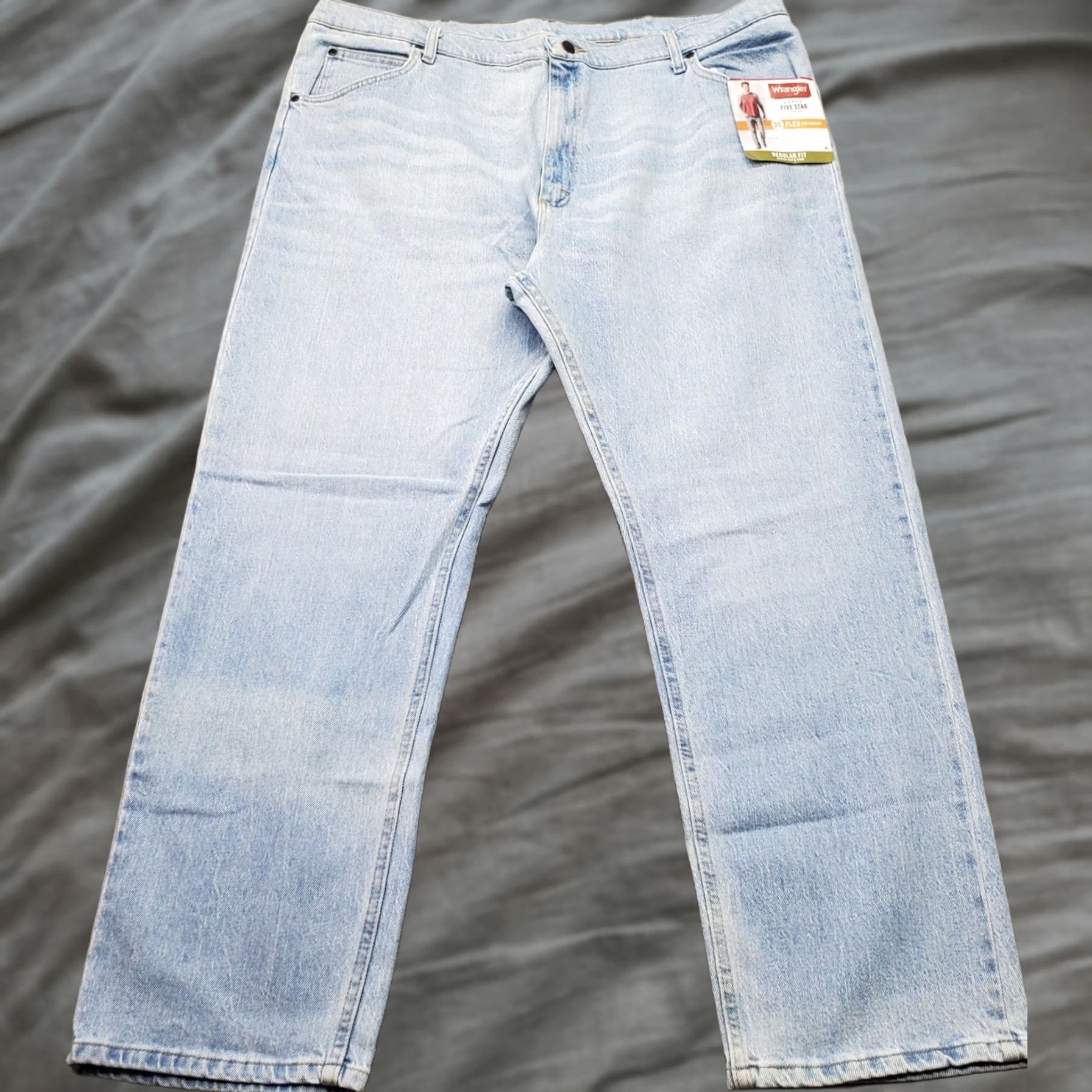 Wrangler Wrangler Jeans Mens 42x30 Blue Premium Denim Whiskered Straight Leg 1096FXVBI Size US 42 / EU 58 - 1 Thumbnail