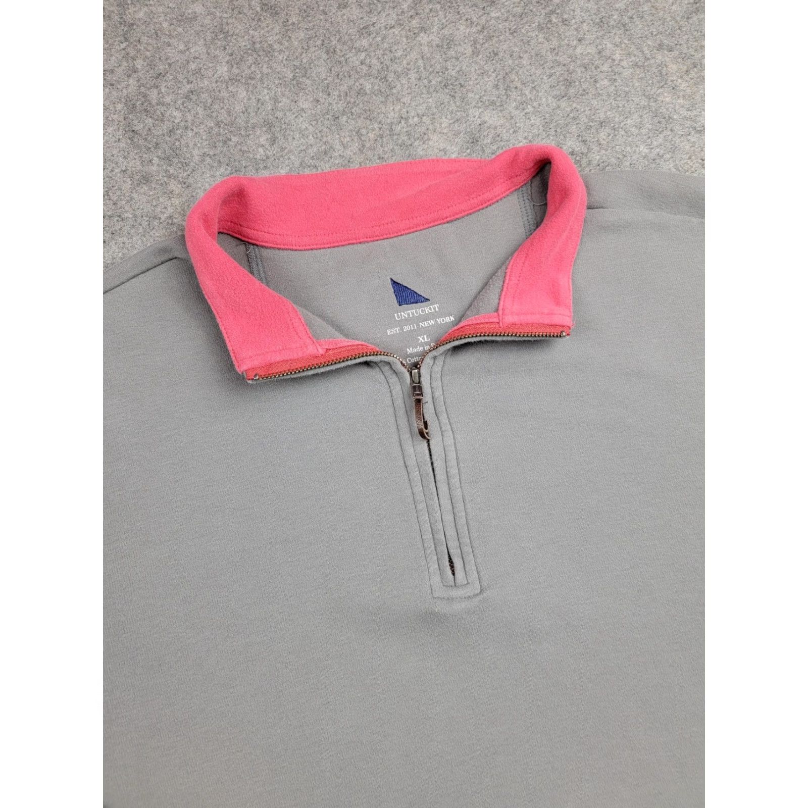 UNTUCKit UNTUCKit Pullover Mens XL Gray 1/4 Zip Mock Neck Long Sleeve Knit Logo Embroidered Collar Size US XL / EU 56 / 4 - 2 Thumbnail