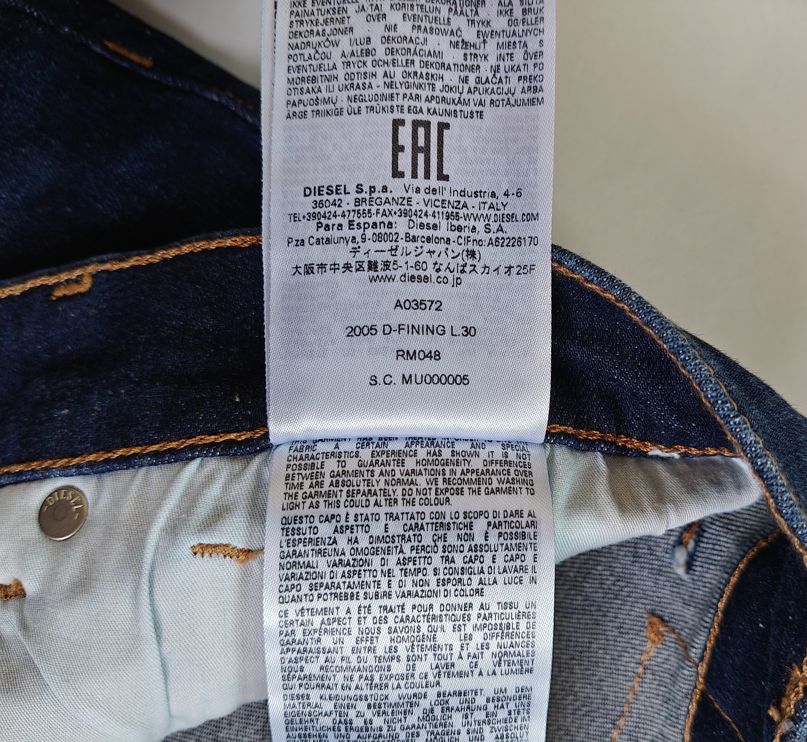 Diesel Diesel 2005 D-FINING Men's Jeans Free Shipping T/9544 Size US 29 - 9 Thumbnail