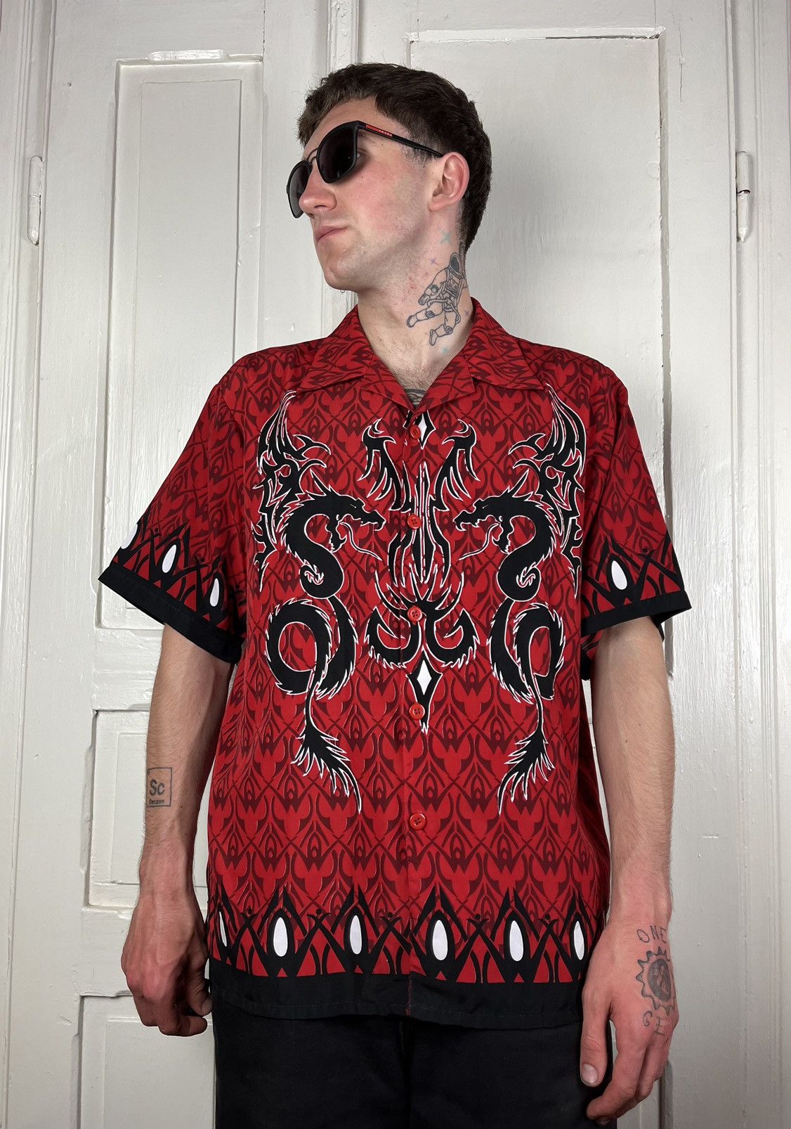 Other 🔥Sweety Collection Hawaiian button up shirt dragon abstract Size US L / EU 52-54 / 3 - 1 Thumbnail