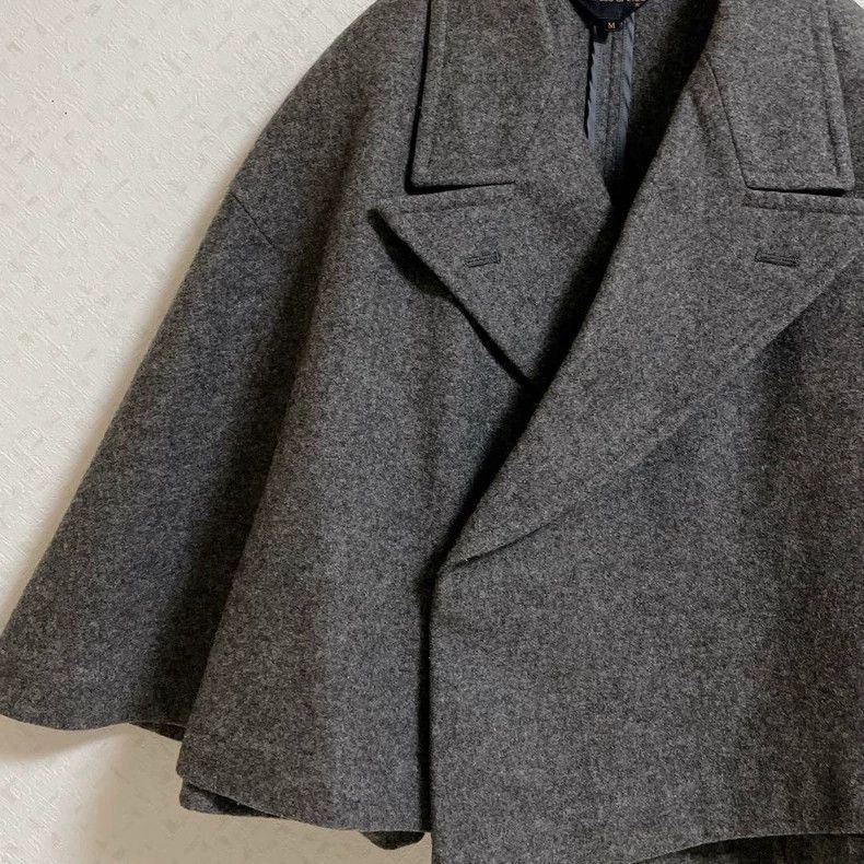 Comme des Garcons 1980s Wool Cape Coat by Comme des Garcons 2505-Nextarrow Size US M / EU 48-50 / 2 - 4 Thumbnail