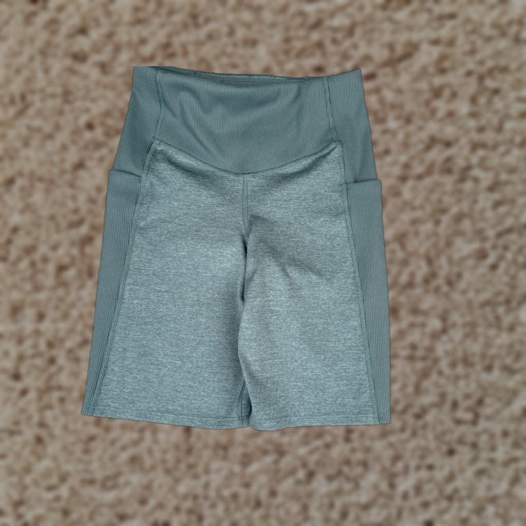 The North Face The North Face Shorts Women Medium Blue EA Dune Sky 9" Tight Shorts Yoga Hike Size 32" / US 10 / IT 46 - 1 Thumbnail