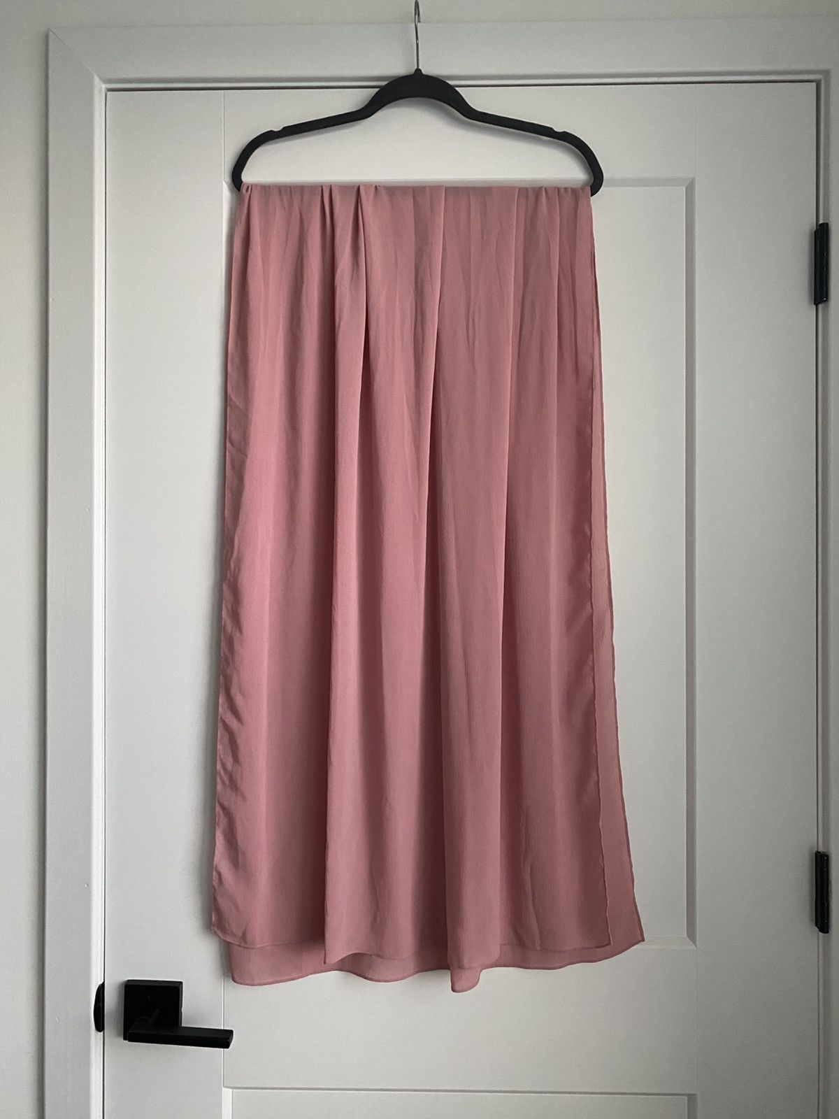 Other VOILE CHIC Premium Chiffon Light Pink Hijab Scarf For Women Size ONE SIZE - 3 Thumbnail