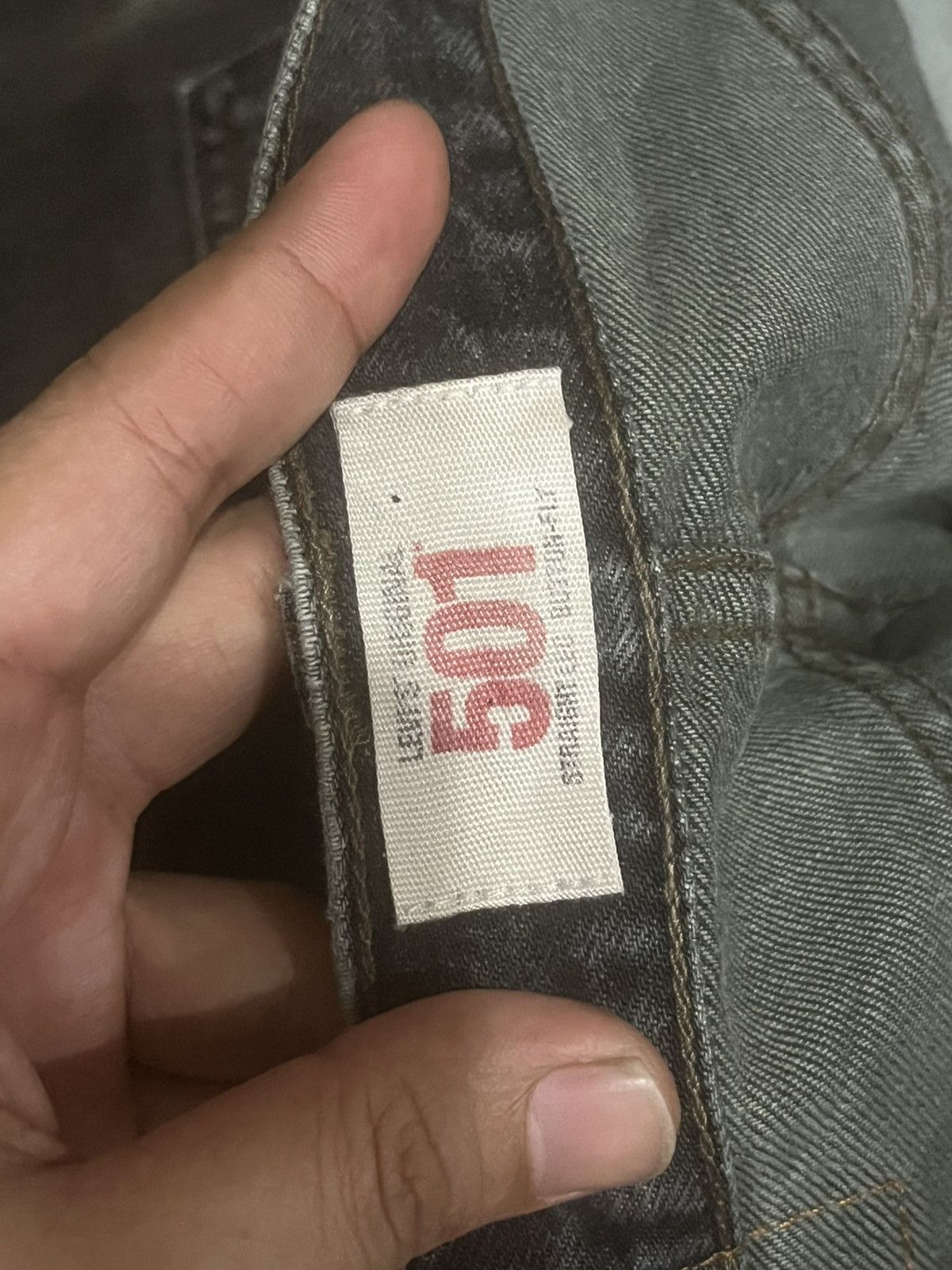 Levi's Vintage Y2K Levi’s 501 Black Faded Washed Frayed Leg Jeans Size US 29 - 20 Thumbnail