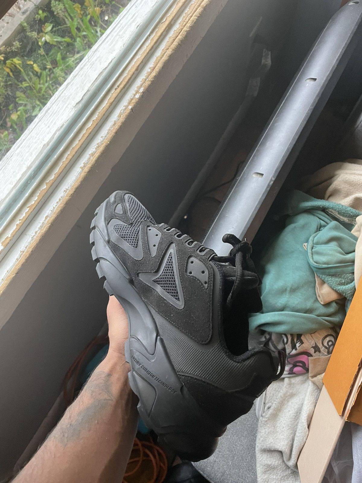 Louis Vuitton lv runner tactic Size US 8.5 / EU 41-42 - 6 Thumbnail