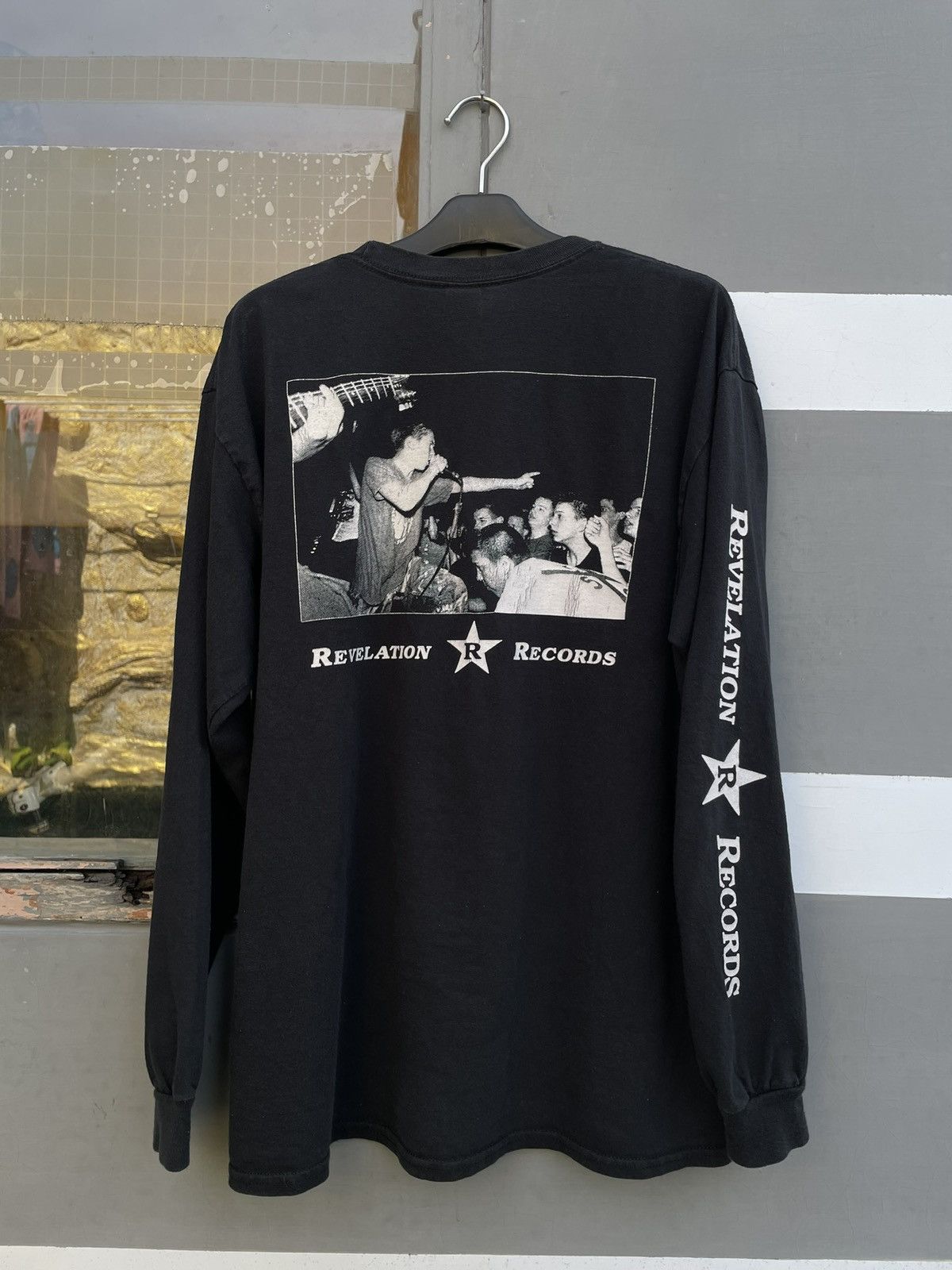 Band Tees × Gildan × Vintage BOLD "LOGO" - LONG SLEEVE T-SHIRT Size US L / EU 52-54 / 3 - 2 Thumbnail