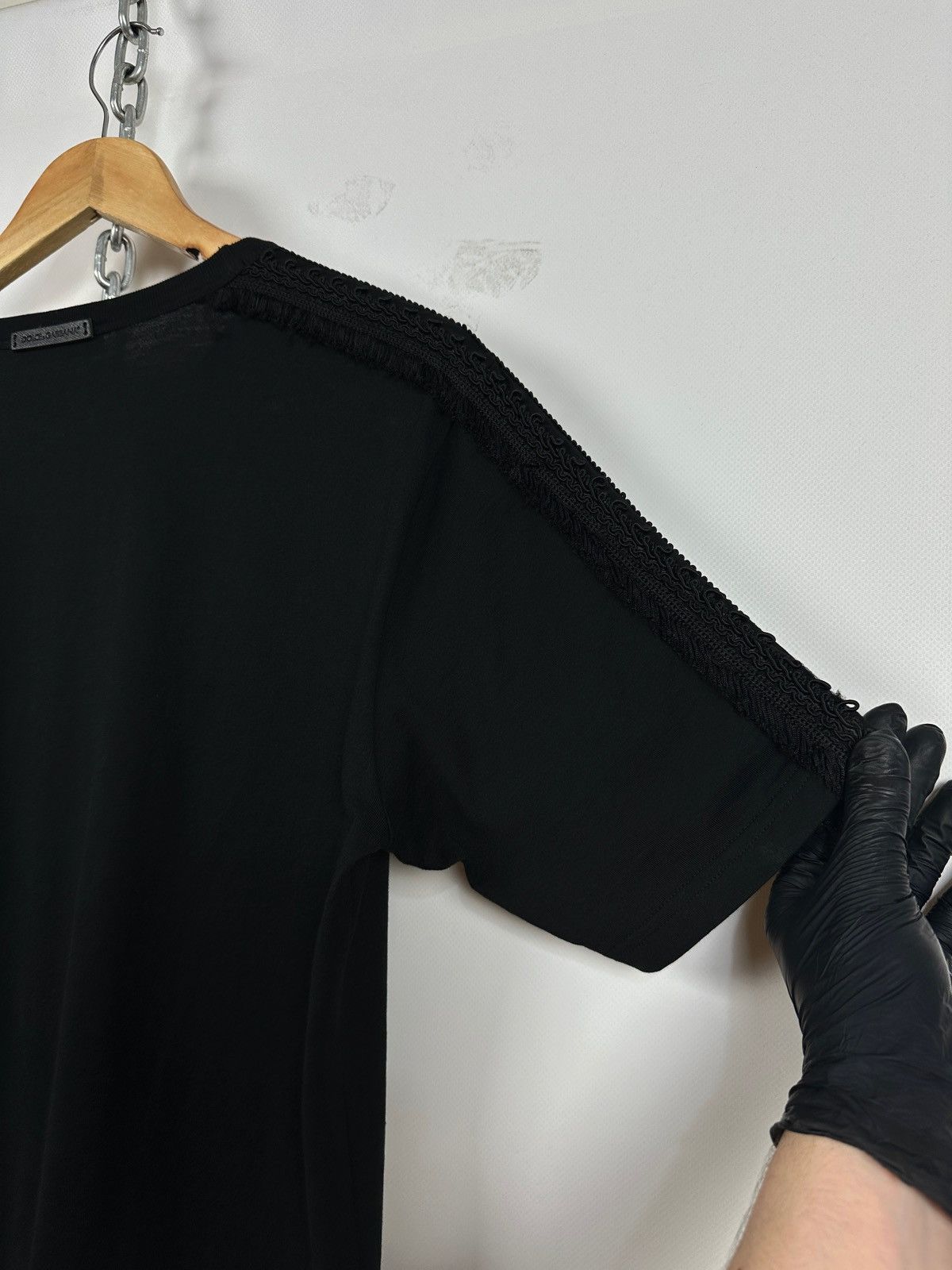 Dolce & Gabbana Dolce & Gabbana Black Sacred Heart Fringe Trim T-Shirt Size US M / EU 48-50 / 2 - 19 Thumbnail