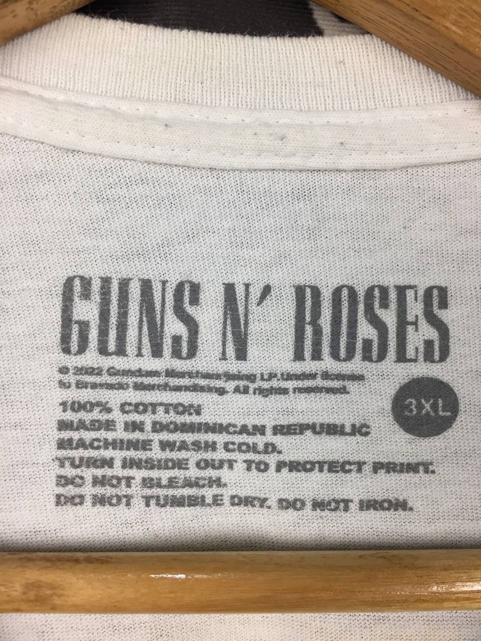 Guns N' Roses Guns N’ Roses Hard Rock Band Appetite For Destruction Tee Size US XXL / EU 58 / 5 - 13 Thumbnail