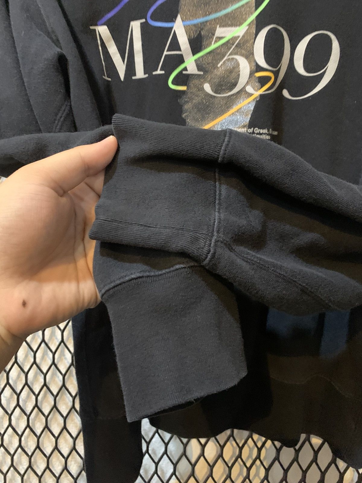 Uniqlo Uniqlo Sweatshirt MA399 Size US L / EU 52-54 / 3 - 8 Thumbnail