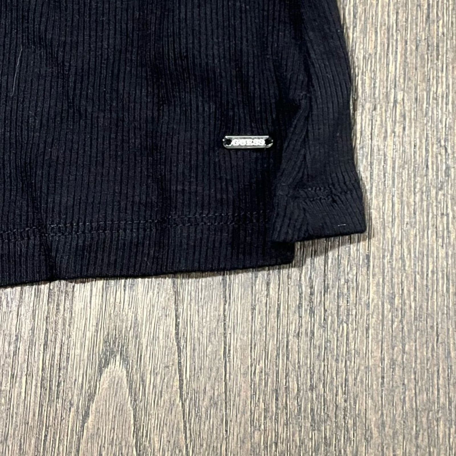 Guess NWOT Guess Button Popover Collared Blouse Ribbed Knit Size L Size L / US 10 / IT 46 - 5 Thumbnail
