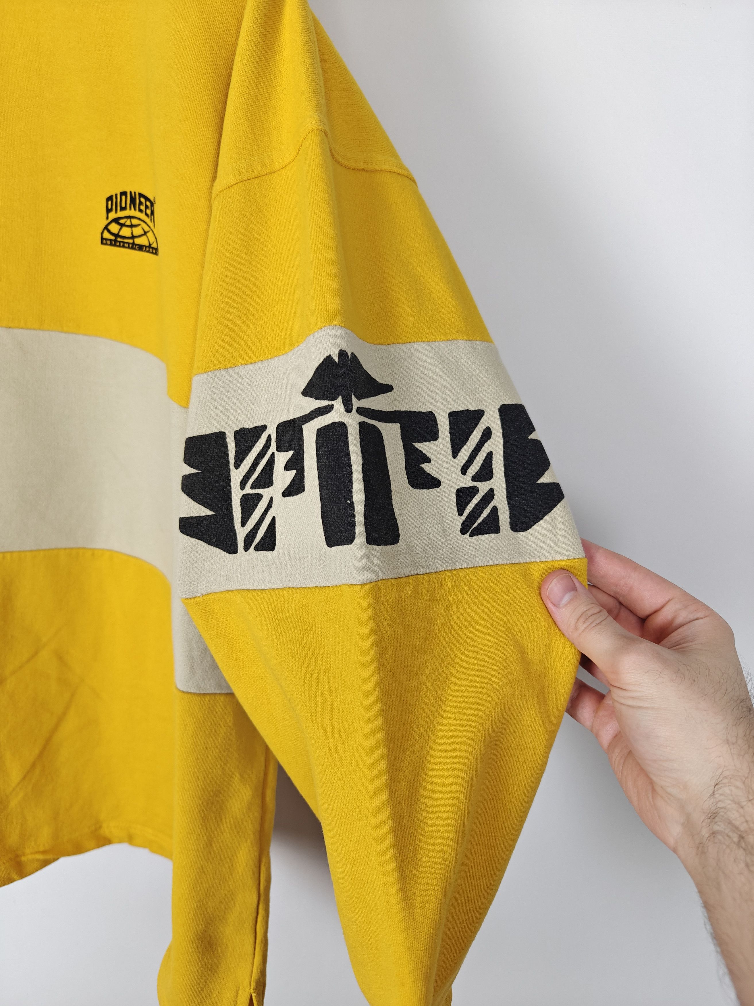 Vintage Pioneer Sweatshirt Crewneck Yellow Pullover size L Size US L / EU 52-54 / 3 - 7 Thumbnail