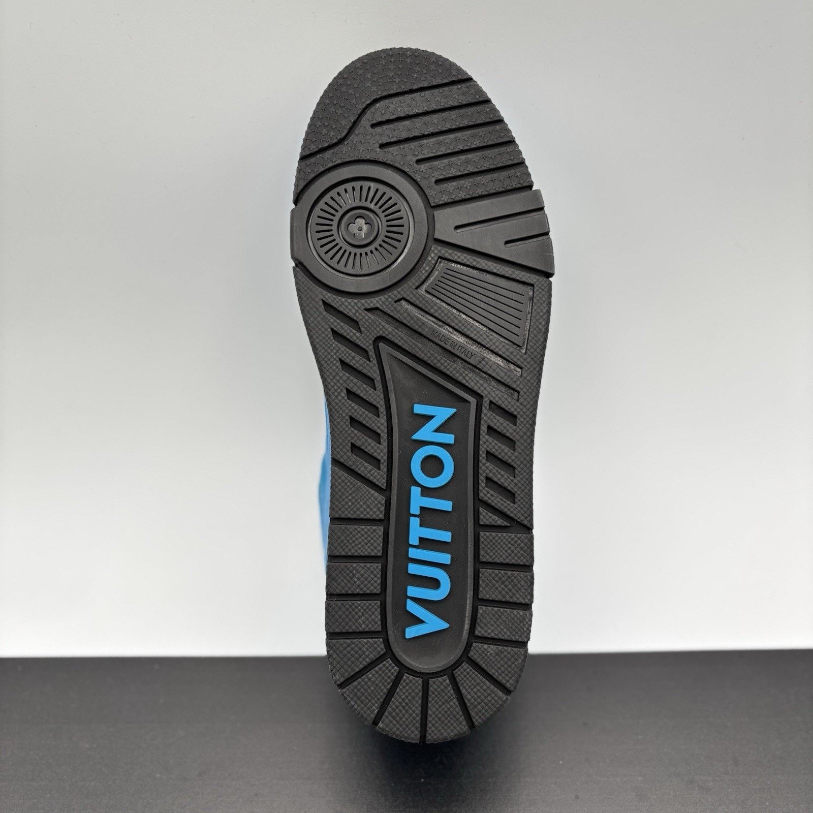 Louis Vuitton Louis Vuitton Virgil Abloh Trainer 'Blue Black' | Worn 1-3x Size US 8 / EU 41 - 17 Thumbnail