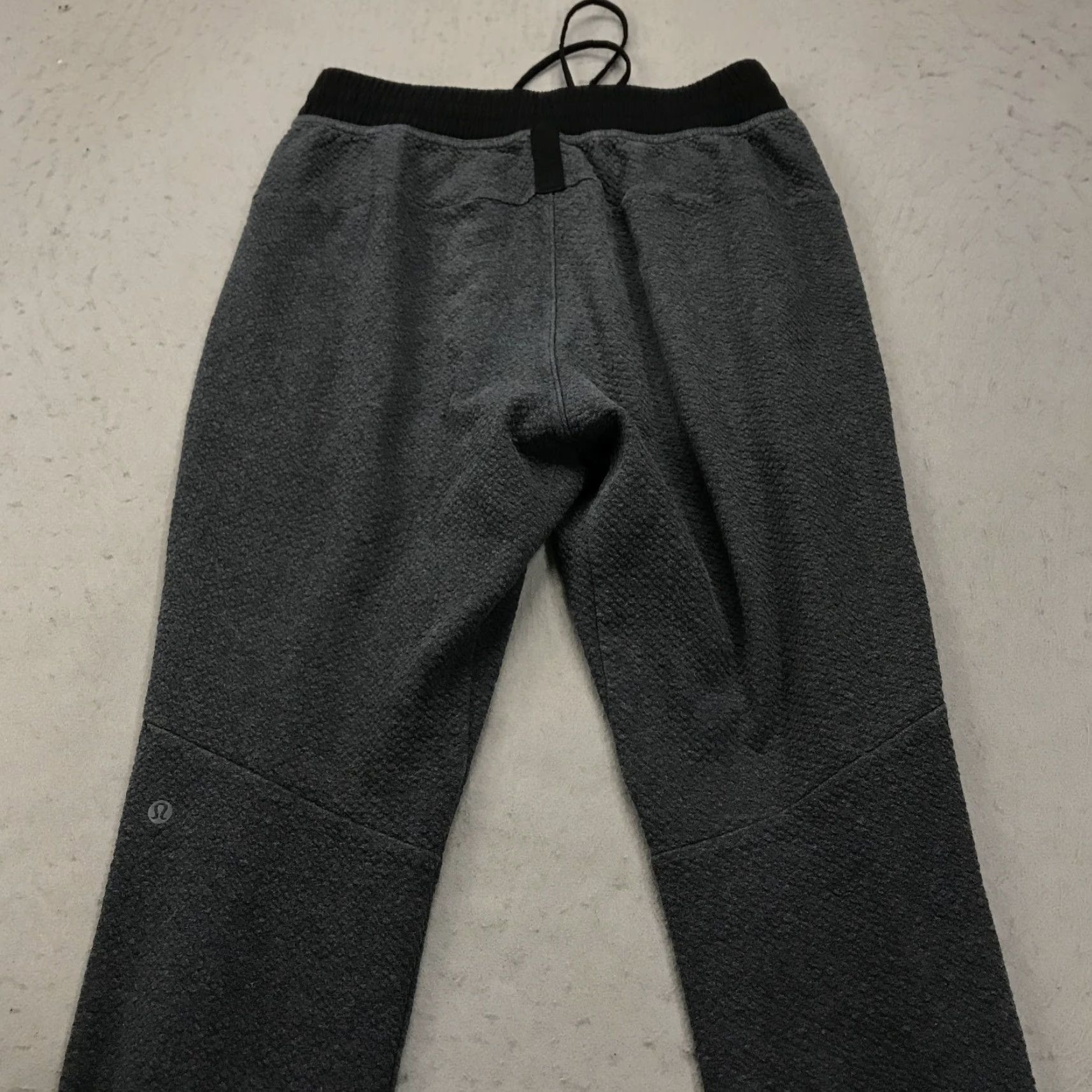 Lululemon Lululemon Joggers Mens Small Gray Double Textured Knit At Ease Sweatpants Gym Size US 29 - 5 Thumbnail