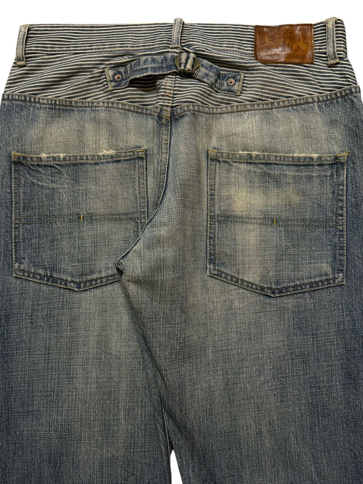 Tommy Hilfiger Vintage 90s Tommy Hilfiger Faded Wash Buckle Wide Leg Baggy Size US 32 / EU 48 - 5 Thumbnail