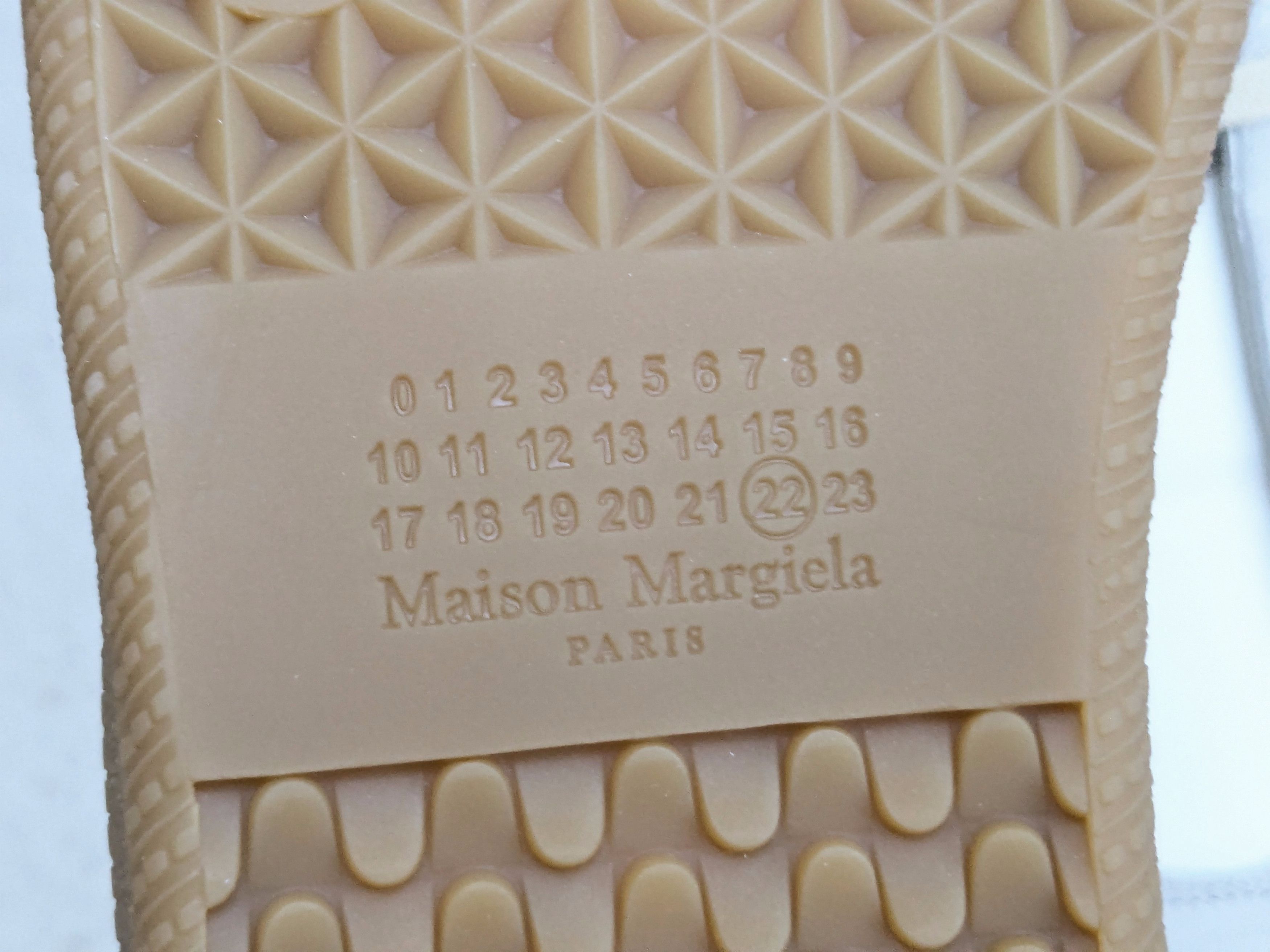Maison Margiela Maison Margiela Replica GAT White Gray 12 45 Low Tops Size US 12 / EU 45 - 17 Thumbnail