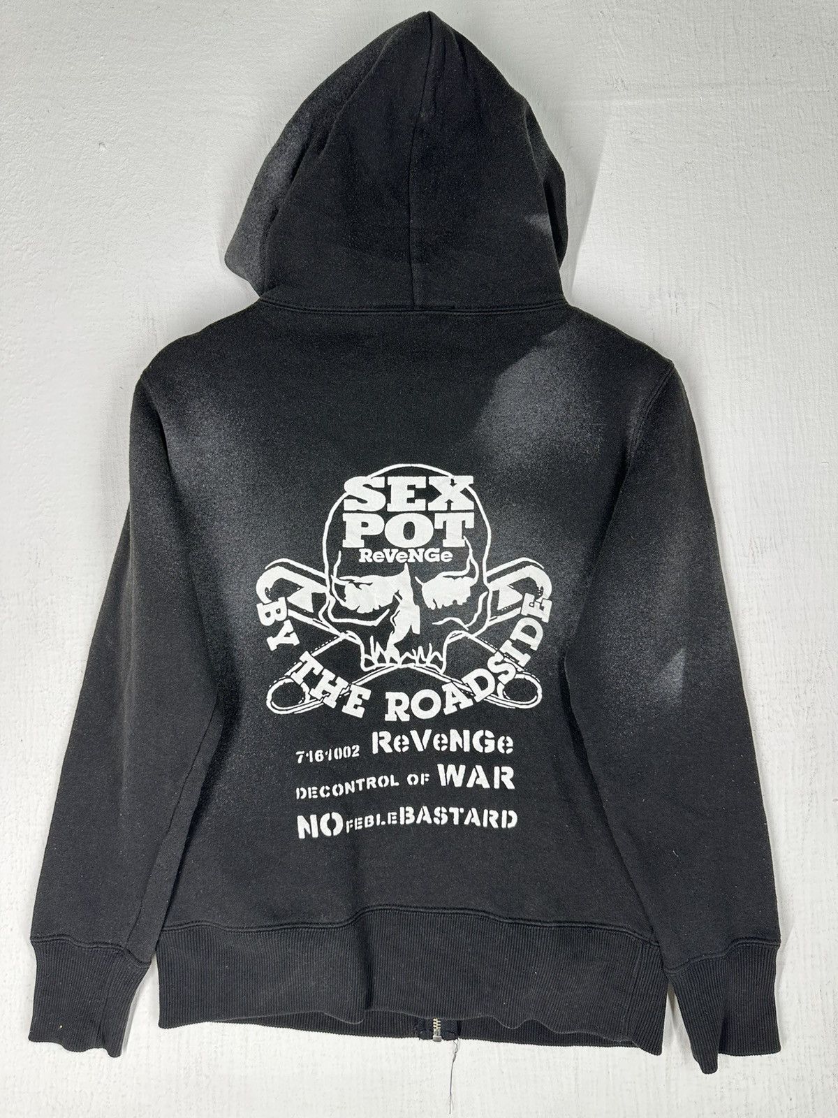 If Six Was Nine Vintage Sex Pot Revenge Design Hoodie Faded Style Sweatshirt Size US S / EU 44-46 / 1 - 2 Thumbnail