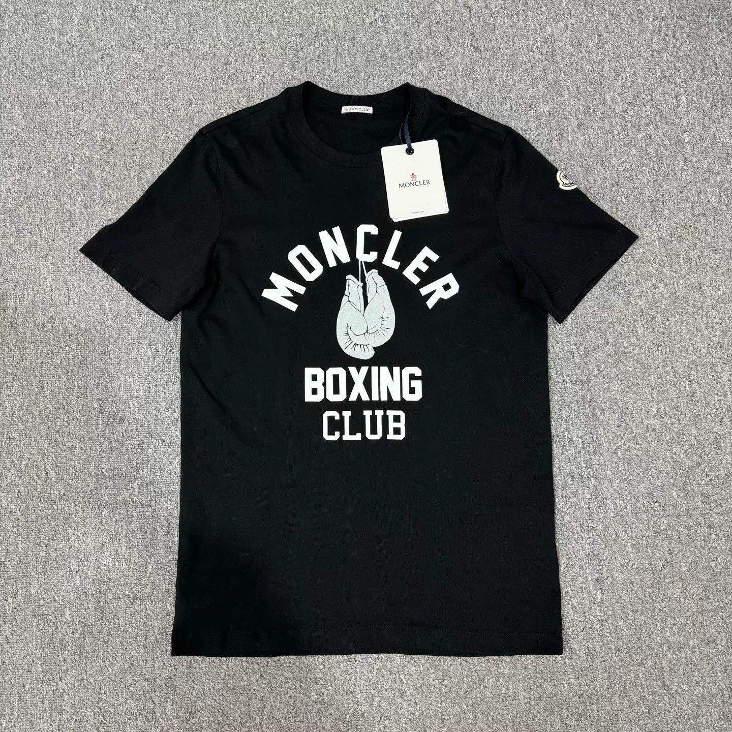 Moncler Moncler Black Chest Logo Short-Sleeve T-Shirt Size US M / EU 48-50 / 2 - 1 Thumbnail