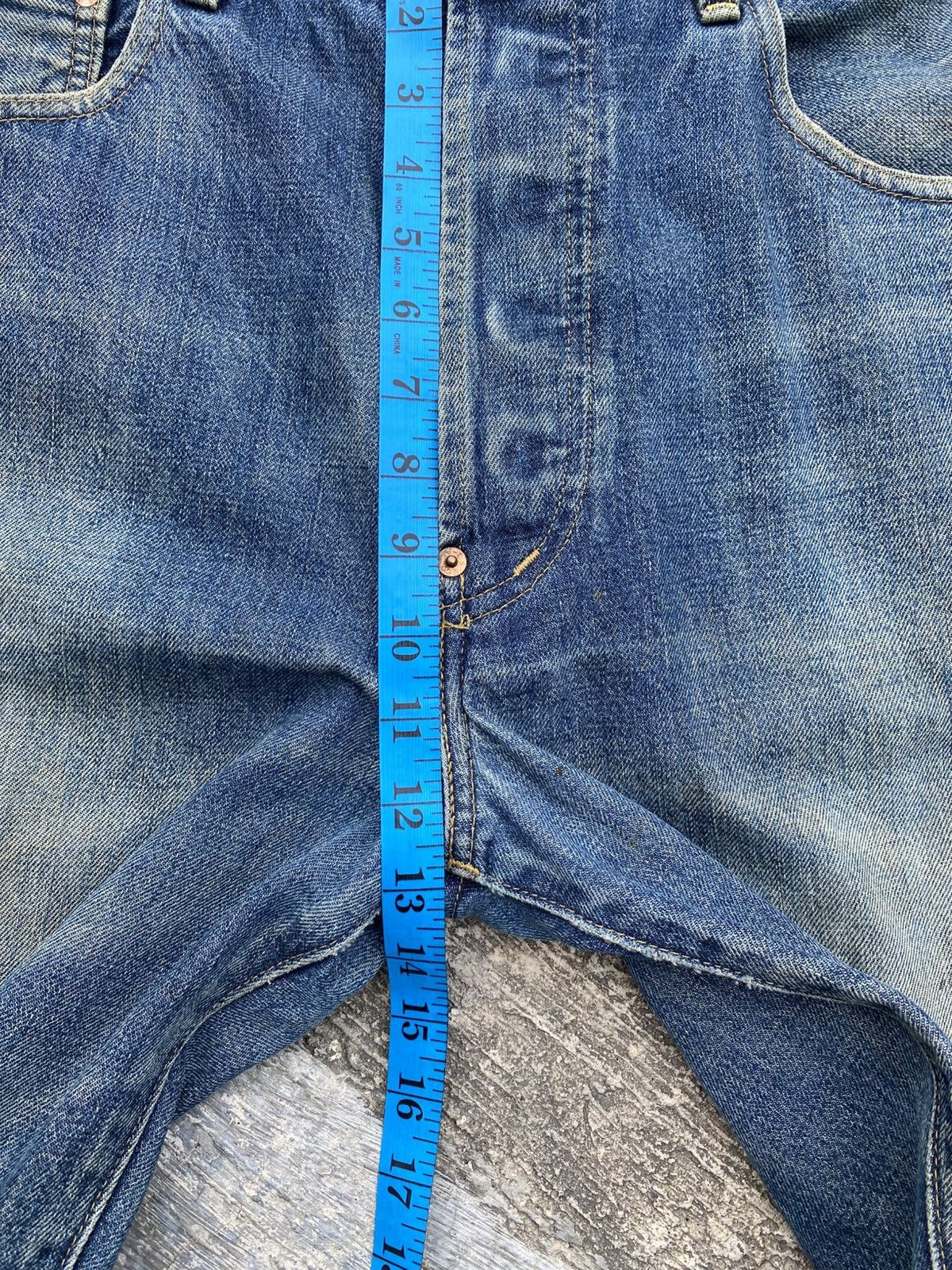 Other Vintage 90s levis 702 bunckle back big E selvedge distressed Size US 34 / EU 50 - 18 Thumbnail