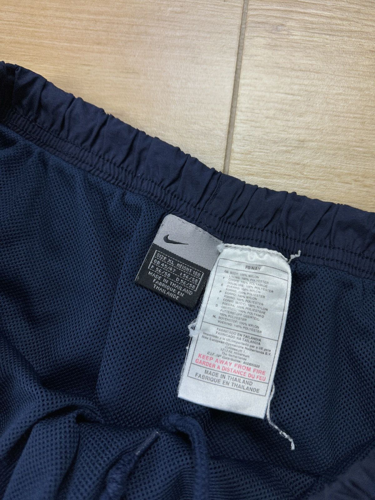 Nike × Vintage Vintage Y2K Nike Nylon Shorts Size US 36 / EU 52 - 7 Thumbnail
