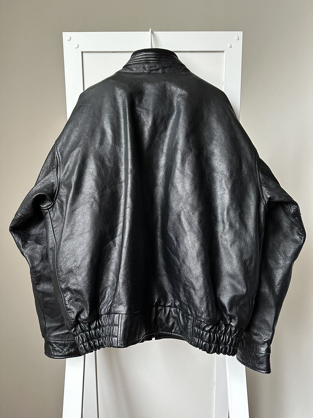 Japanese Brand Vintage Black Leather Boxy Bomber Jacket Kanye West Style Size US XL / EU 56 / 4 - 10 Thumbnail