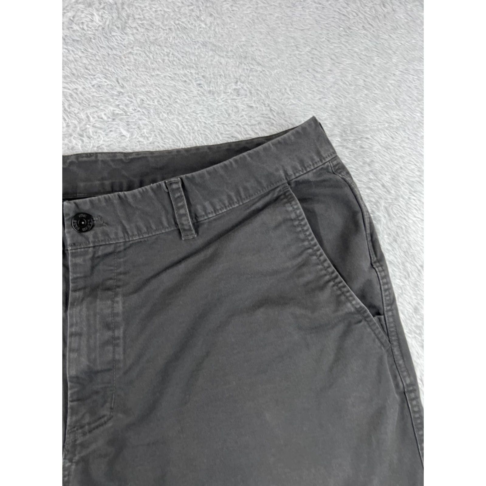 The North Face The North Face Chino Shorts Men 40 Gray Cotton Blend Cargo Casual Hiking Size US 40 / EU 56 - 5 Thumbnail