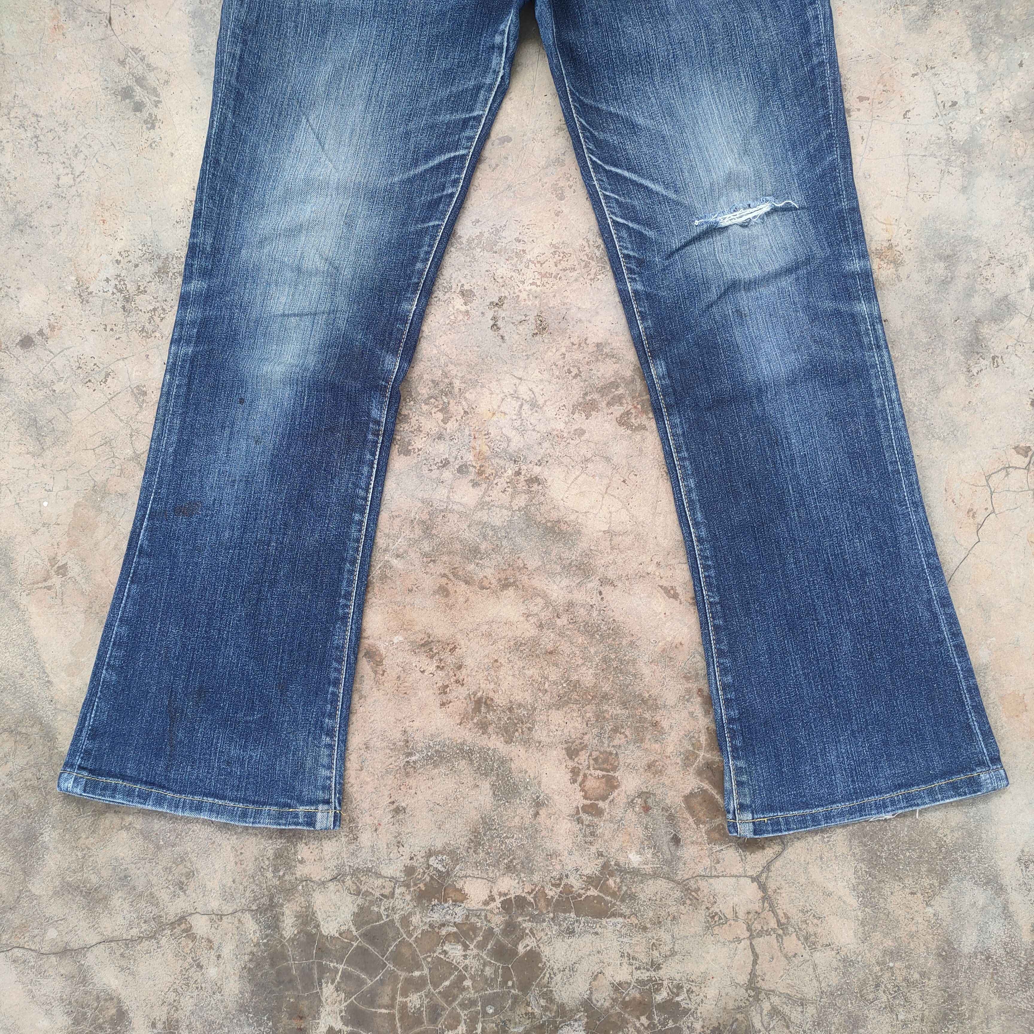 Edwin W32 VINTAGE EDWIN BOOT CUT FADED DISTRESSED JEAN PANTS Size US 32 / EU 48 - 3 Thumbnail