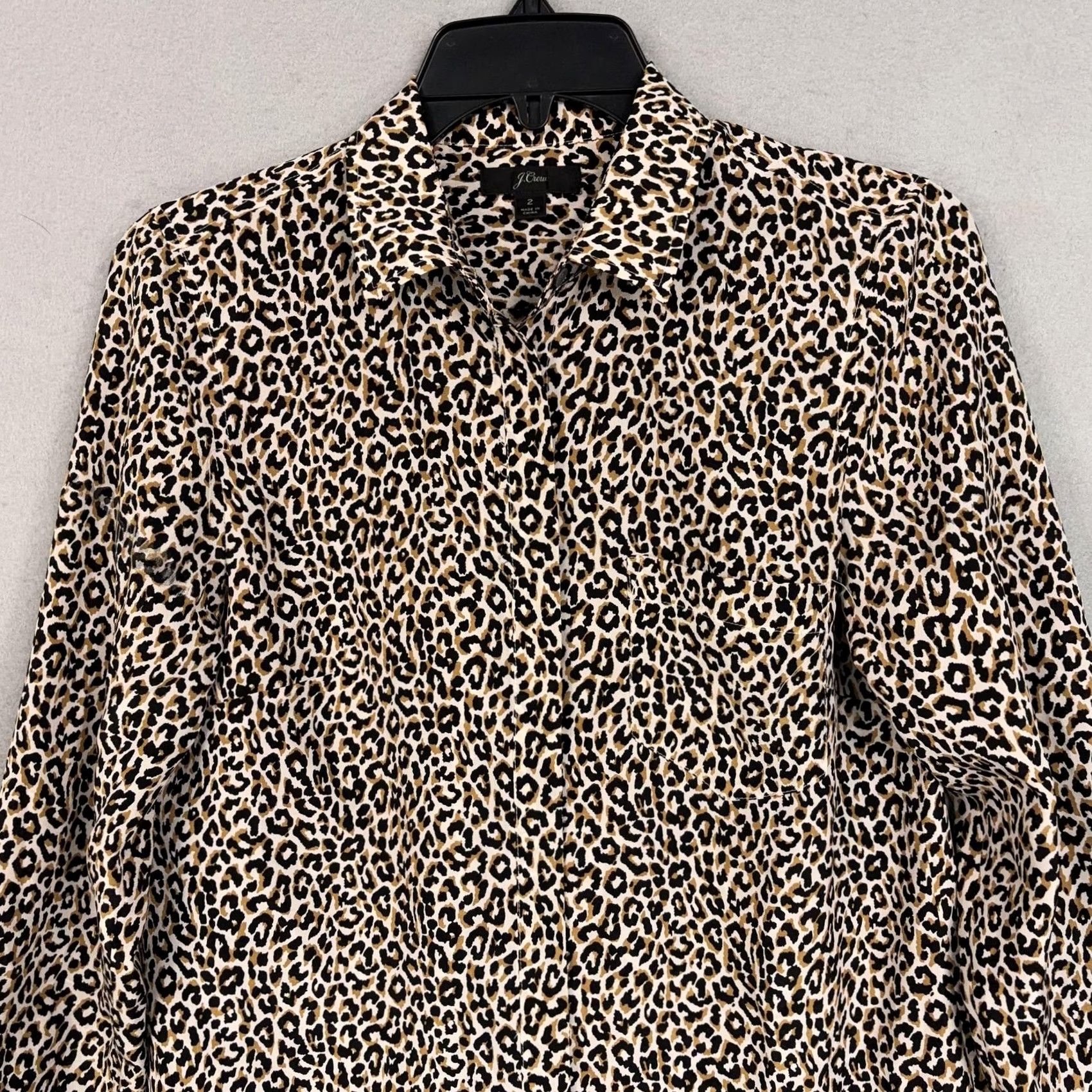 J.Crew J.CREW Shirt Womens 2 Brown Leopard Print Silk Button-Up Long Sleeve Collared Shirt Womens Regular Size 2 Leopard Womens Mens? Size XS / US 0-2 / IT 36-38 - 2 Thumbnail