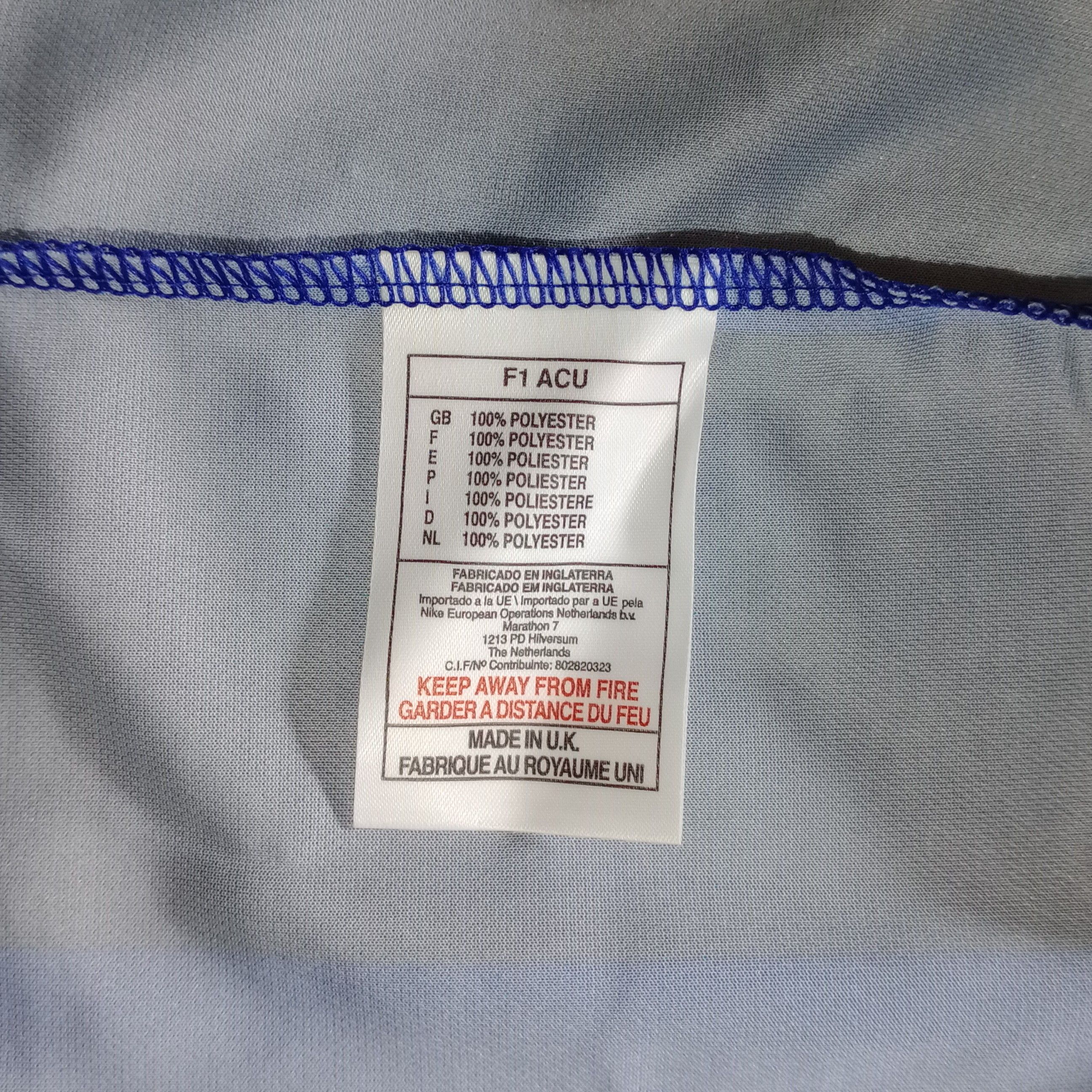Nike Sunderland 2001-2002 Away Jersey Kevin Phillips 10 Size US M / EU 48-50 / 2 - 7 Thumbnail