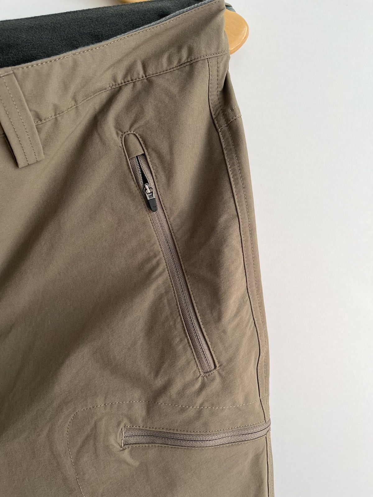 The North Face TNF Zipped Cargo Transformer Pants Packable Mens 36 size Size US 36 / EU 52 - 4 Thumbnail