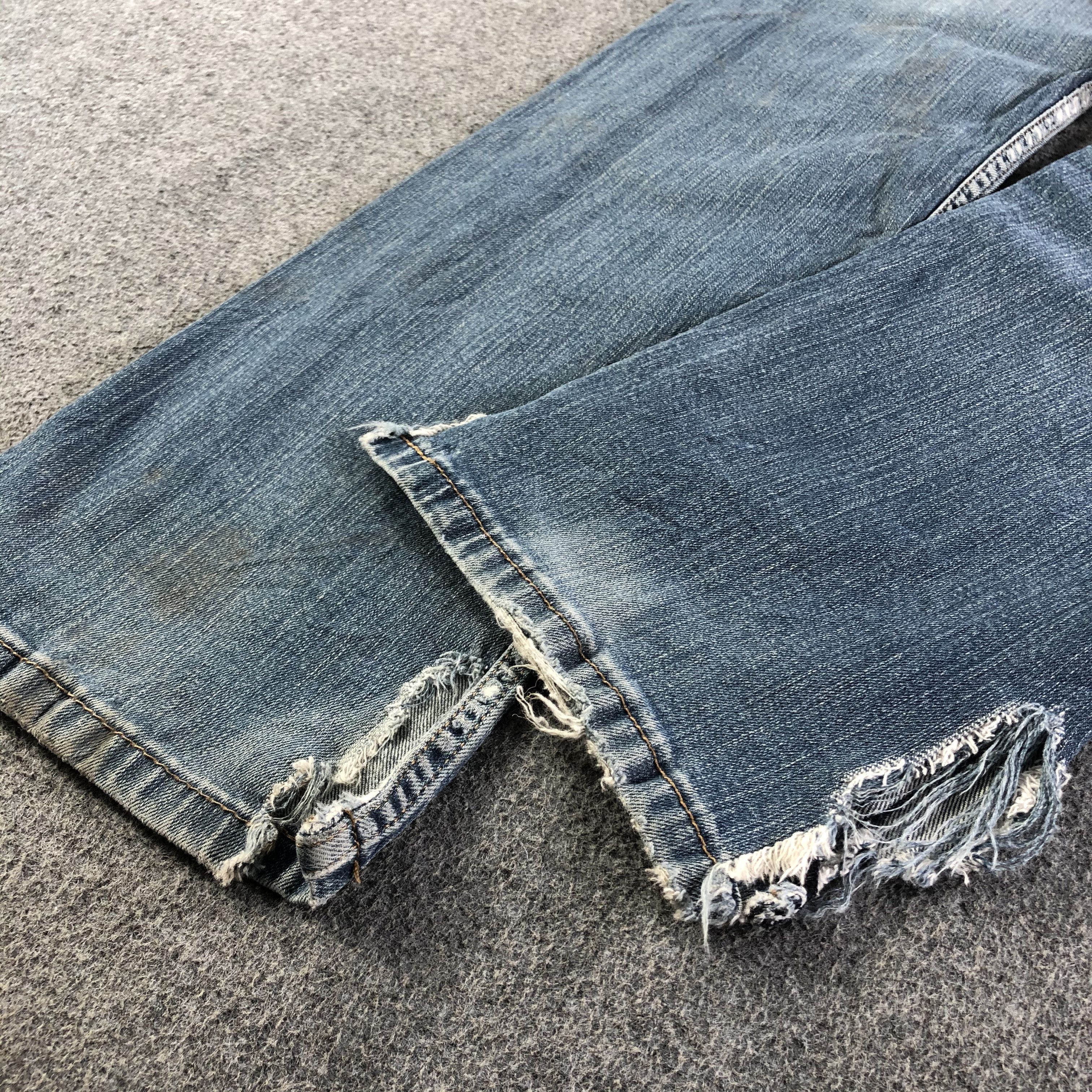 Levi's Vintage Blue Wash Levis 505 Jeans-J3420 Size US 31 - 6 Thumbnail