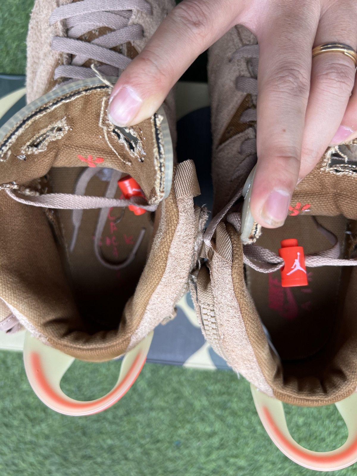 Jordan Brand × Travis Scott Travis Scott x Air Jordan 6 Retro SP British Khaki DH0690200 Size US 9.5 / EU 42-43 - 7 Thumbnail