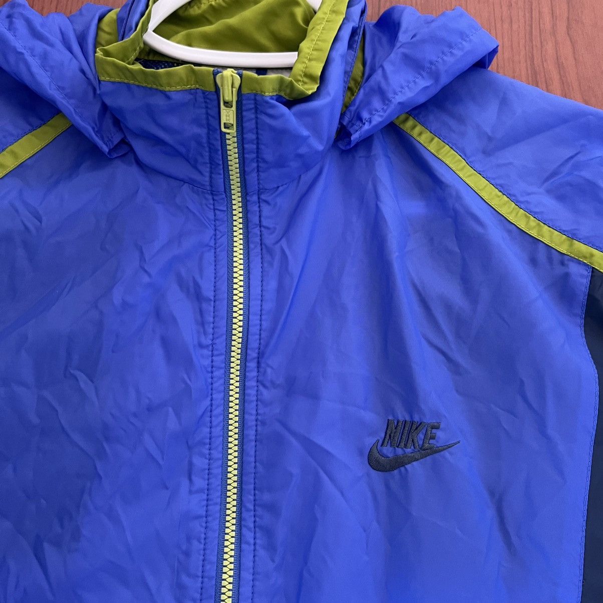Nike Vintage Nike Blue Green Hooded Windbreaker Jacket Men’s L Size US L / EU 52-54 / 3 - 4 Thumbnail