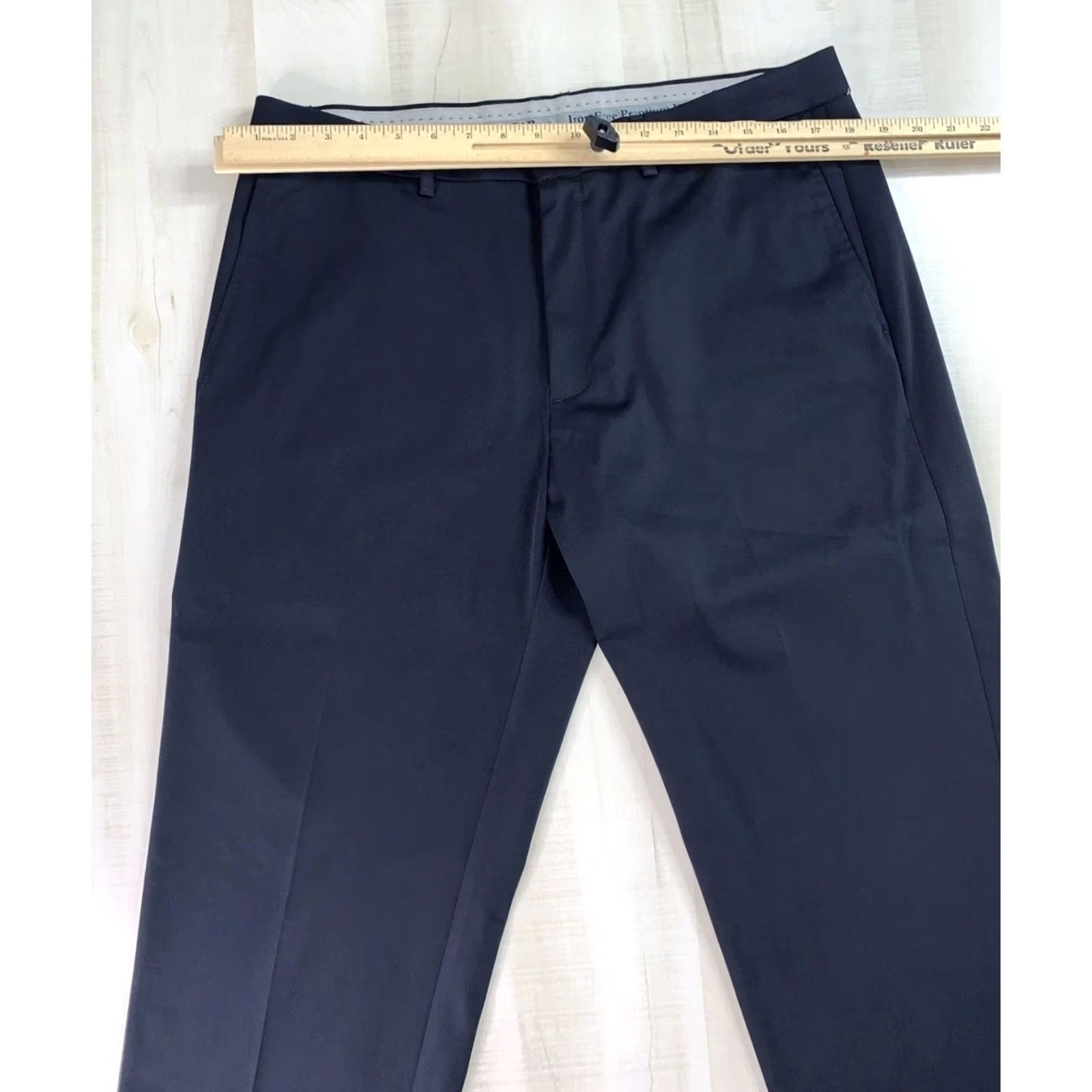 Haggar Haggar No Iron Premium Khaki Straight Fit Navy Pants Mens 36x32 EUC Size US 36 / EU 52 - 4 Thumbnail