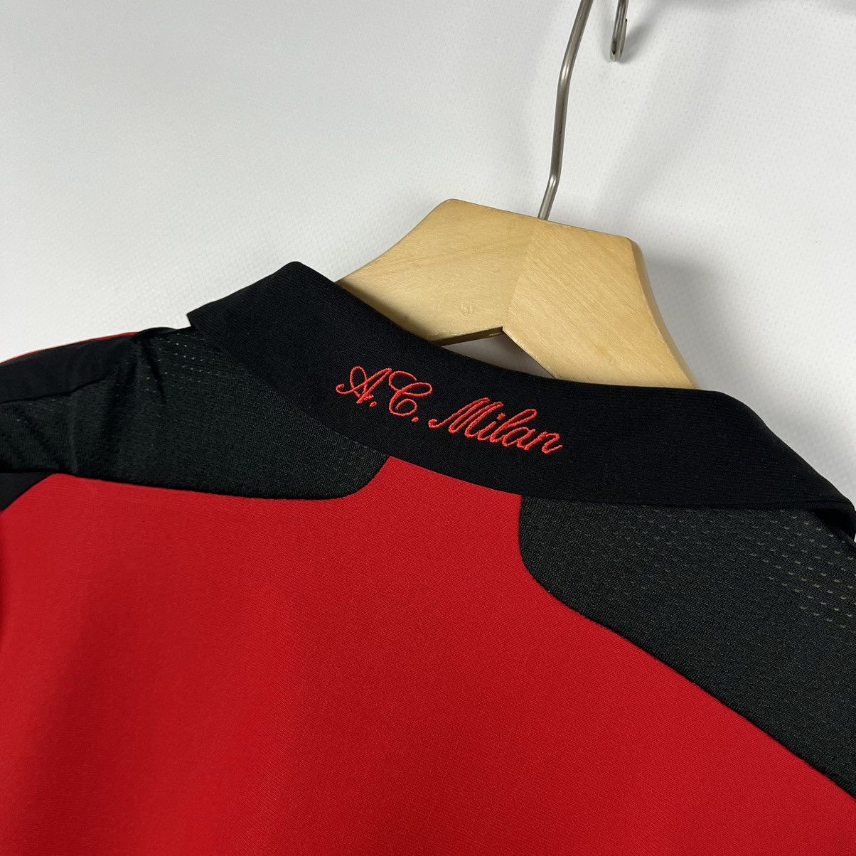 Adidas Vintage Adidas AC Milan BWIN Soccer Jersey Shirt 07/08 Size US L / EU 52-54 / 3 - 13 Thumbnail